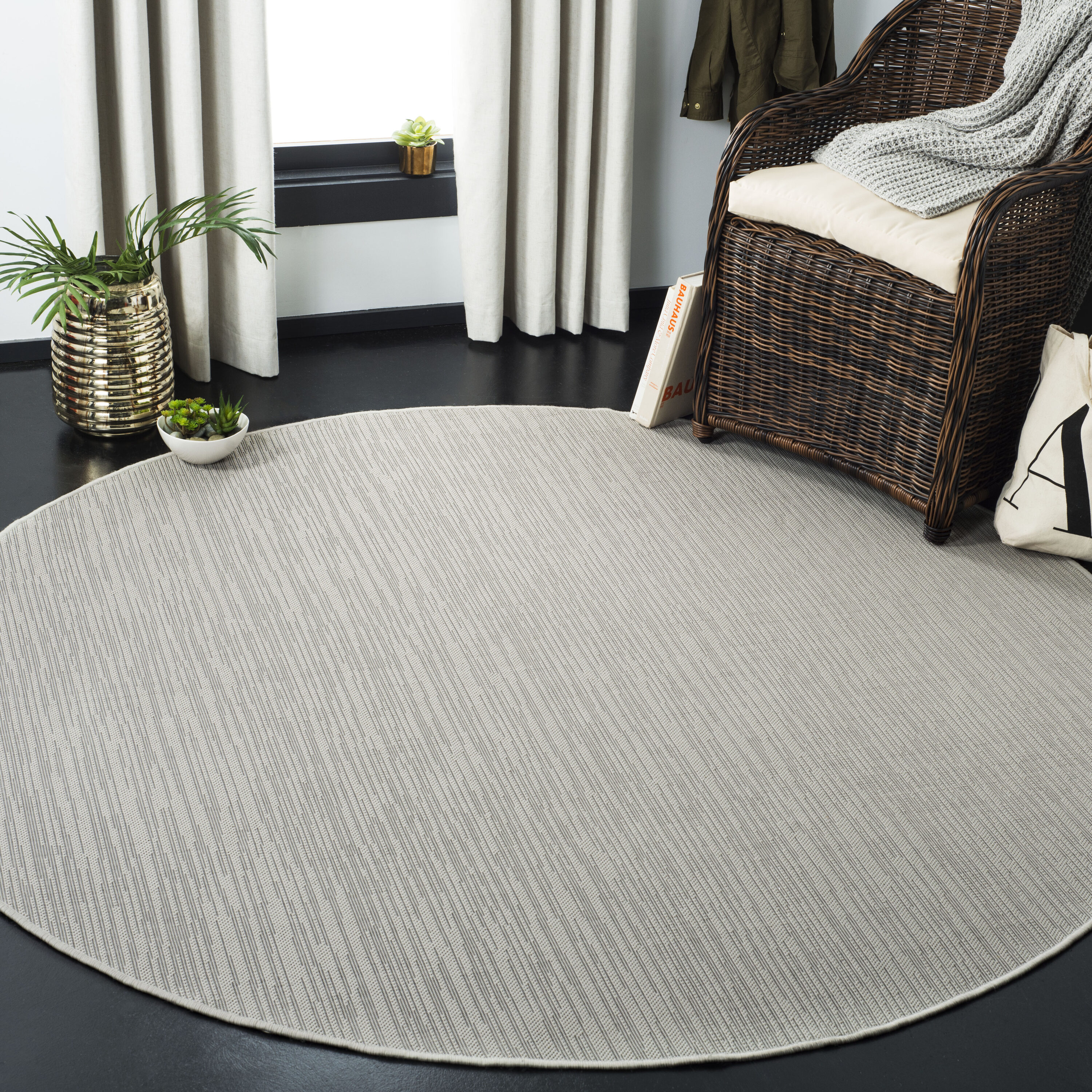 Safavieh CY6576-07811-7R Courtyard 7 x 7 (ft) Loomed Polypropylene Light Gray Round Indoor/Outdoor Abstract Coastal Area rug
