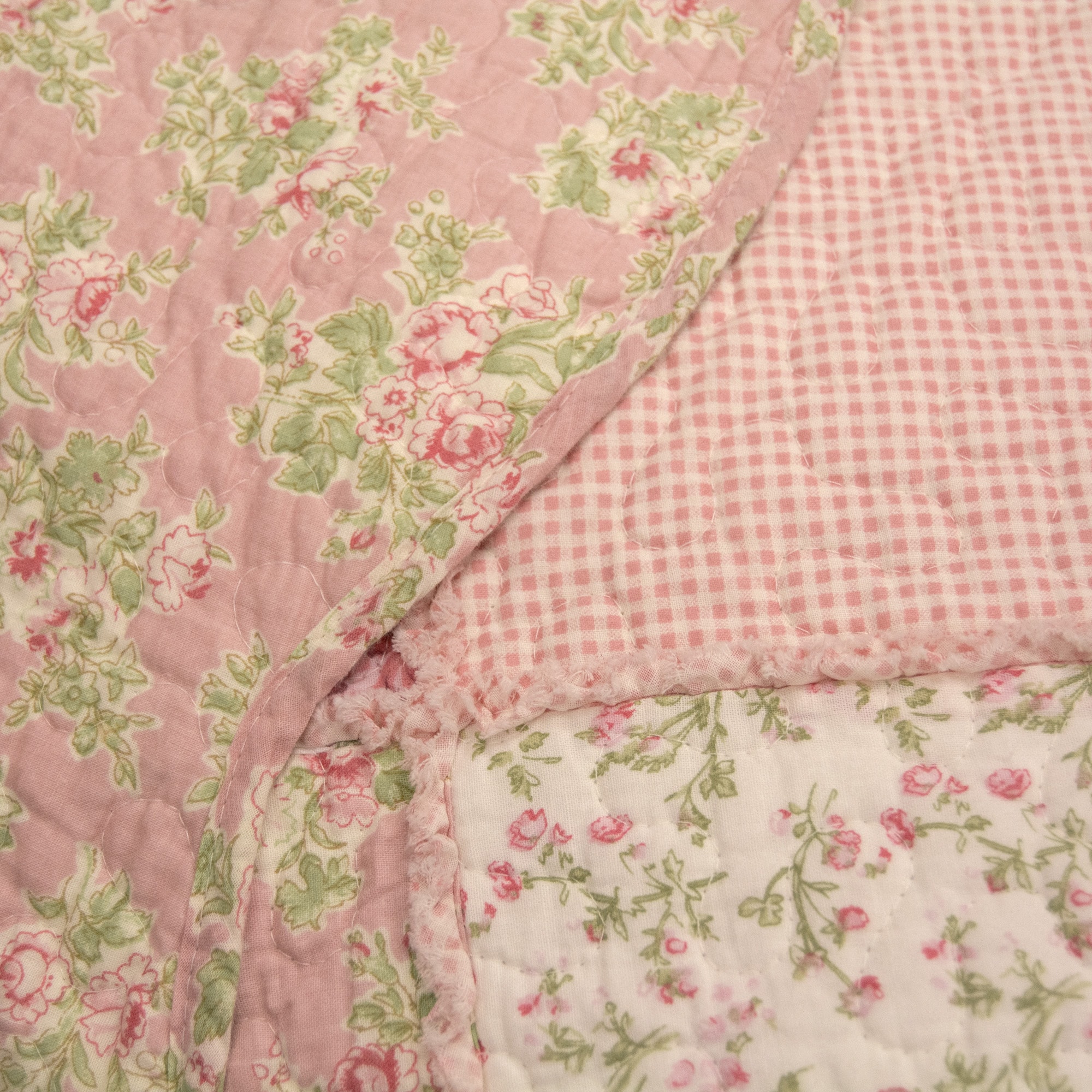 King Pink Cotton Reversible Quilt Set with Floral Patterns