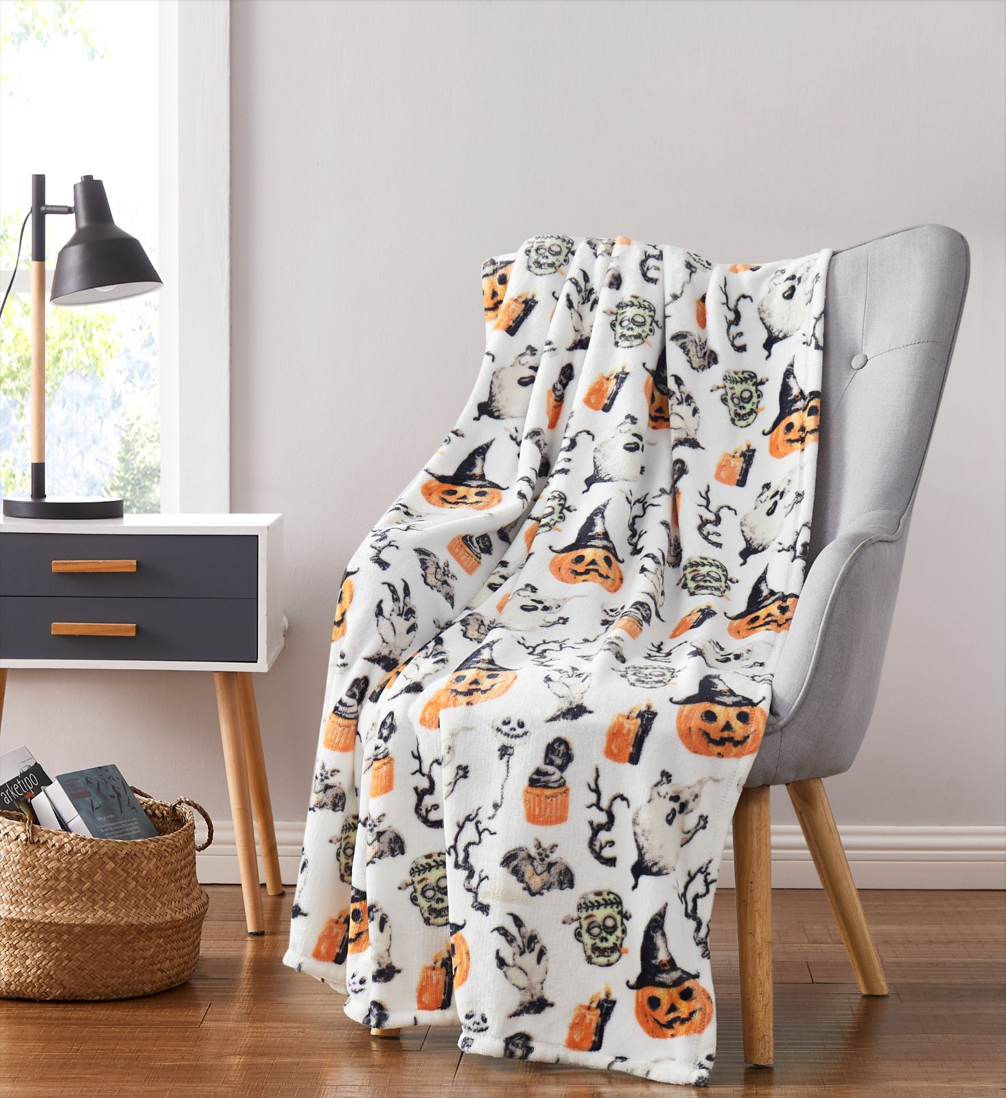 KATE AURORA Halloween Spooky Goblins and Pumpkin Friends Ultra Soft and Plush Oversized Throw Blanket