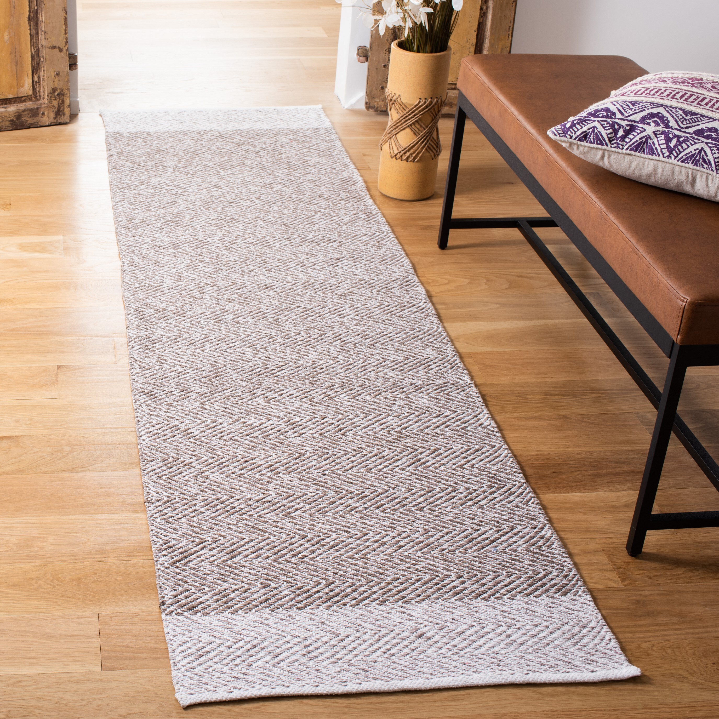 Safavieh NAN148E-28 Nantucket Eliot 2 x 8 (ft) Loomed Cotton Ivory/Taupe Rectangular Indoor Chevron Coastal Runner rug