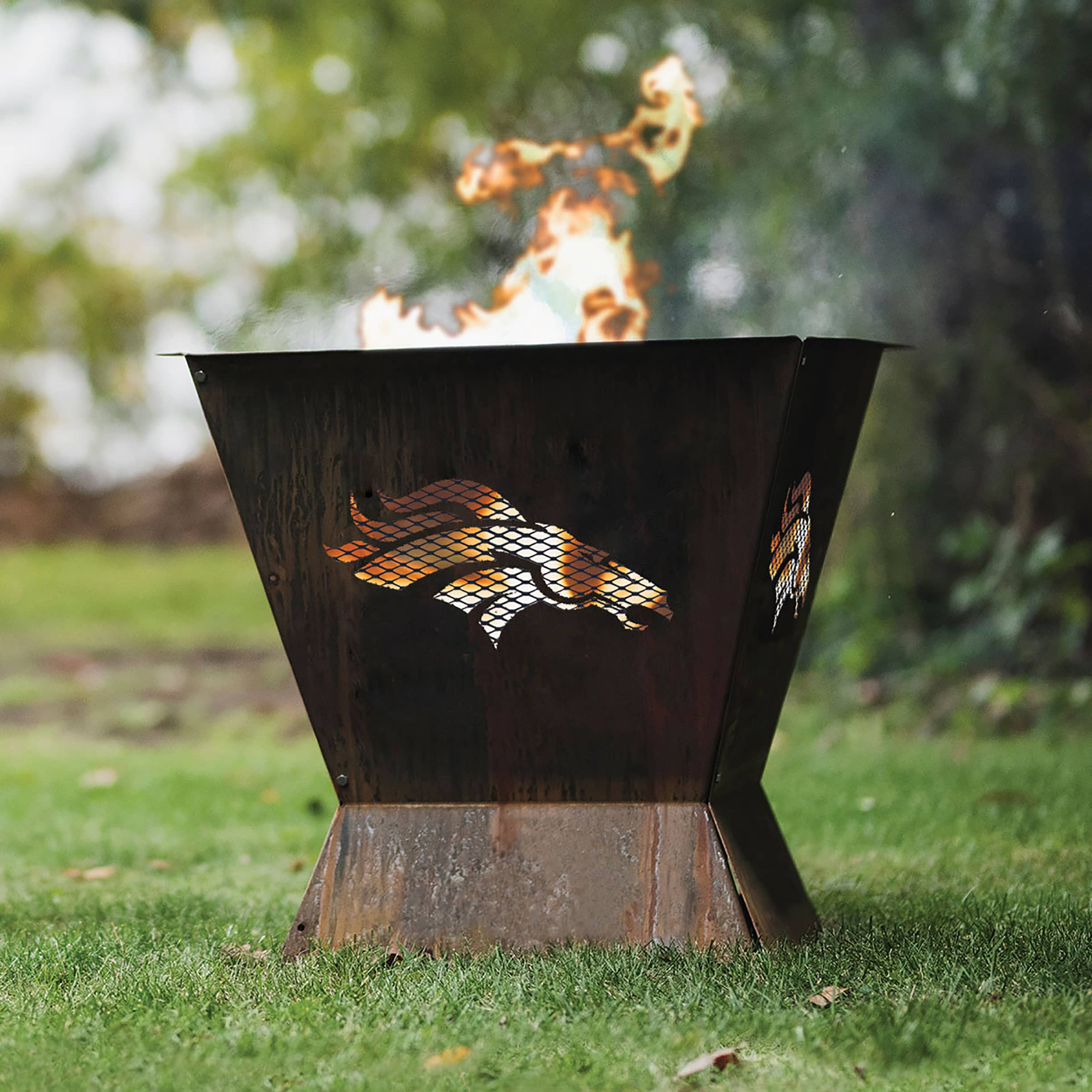 Blue Sky Outdoor Living Denver Broncos Badlands 29.5-in W Patina Steel  Wood-Burning Fire Pit at