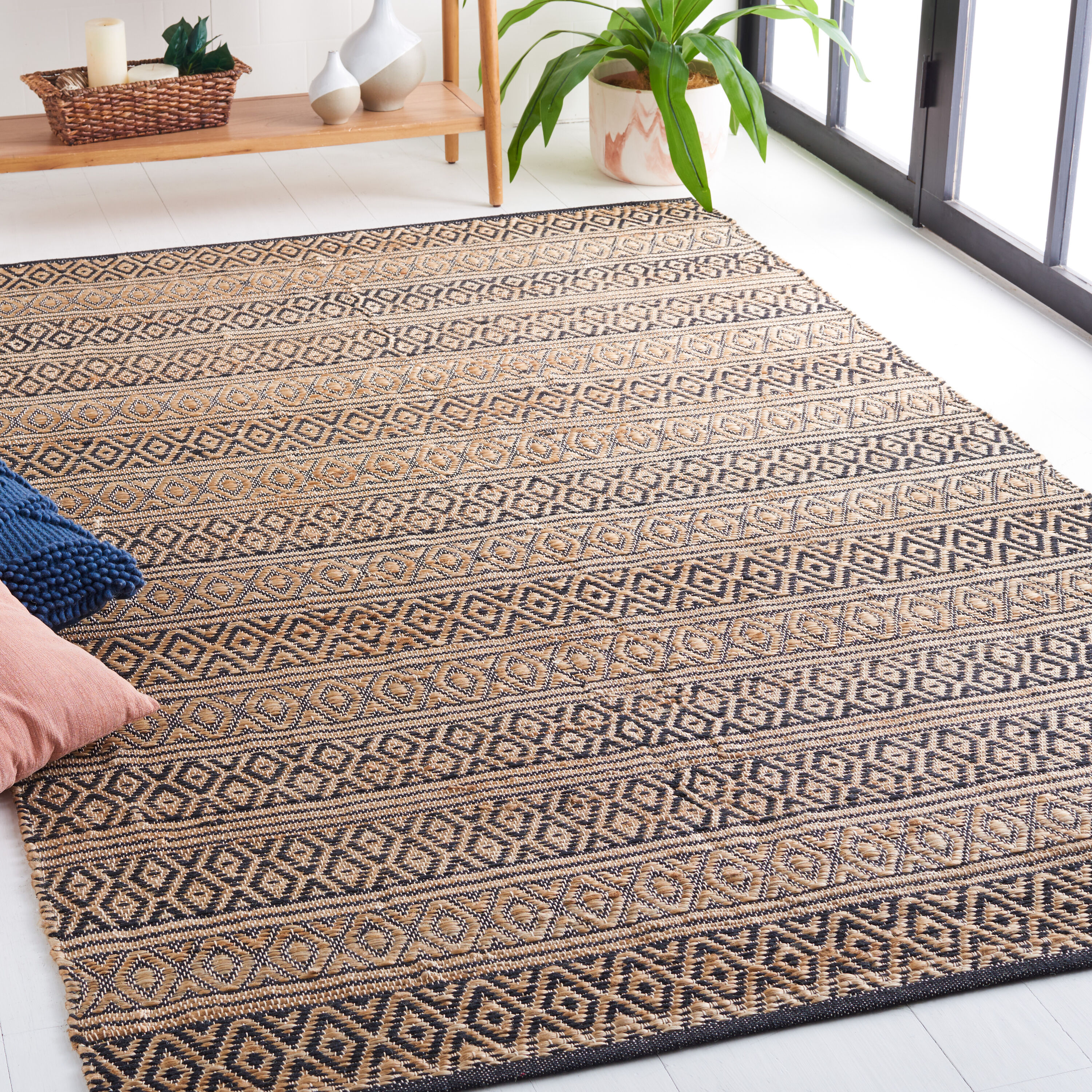  Natural Fiber 379 Black/Natural Bohemian 4ft x 6ft Small Rectangle Rug