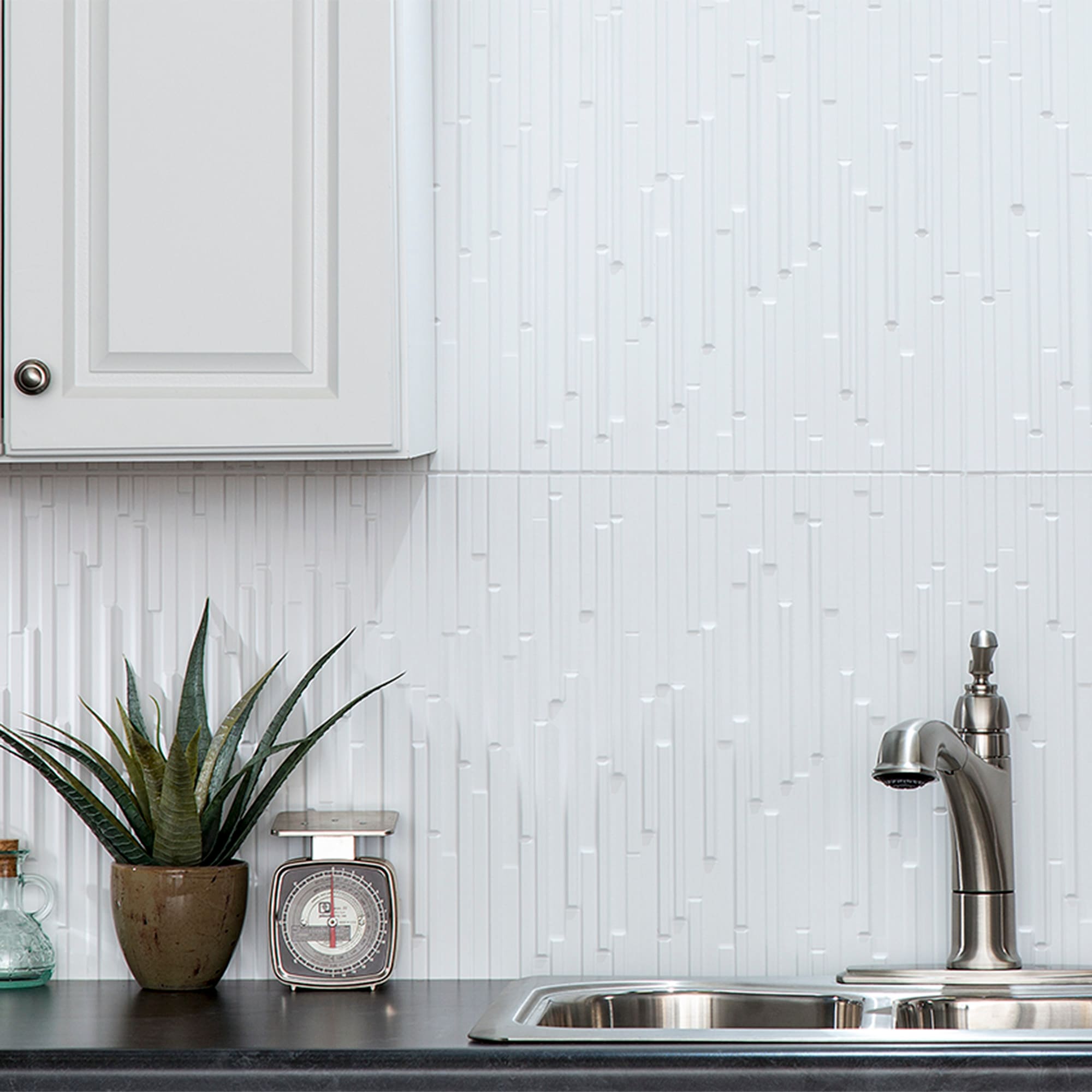 Fasade PB7101 Kitchen-Panels - View #3