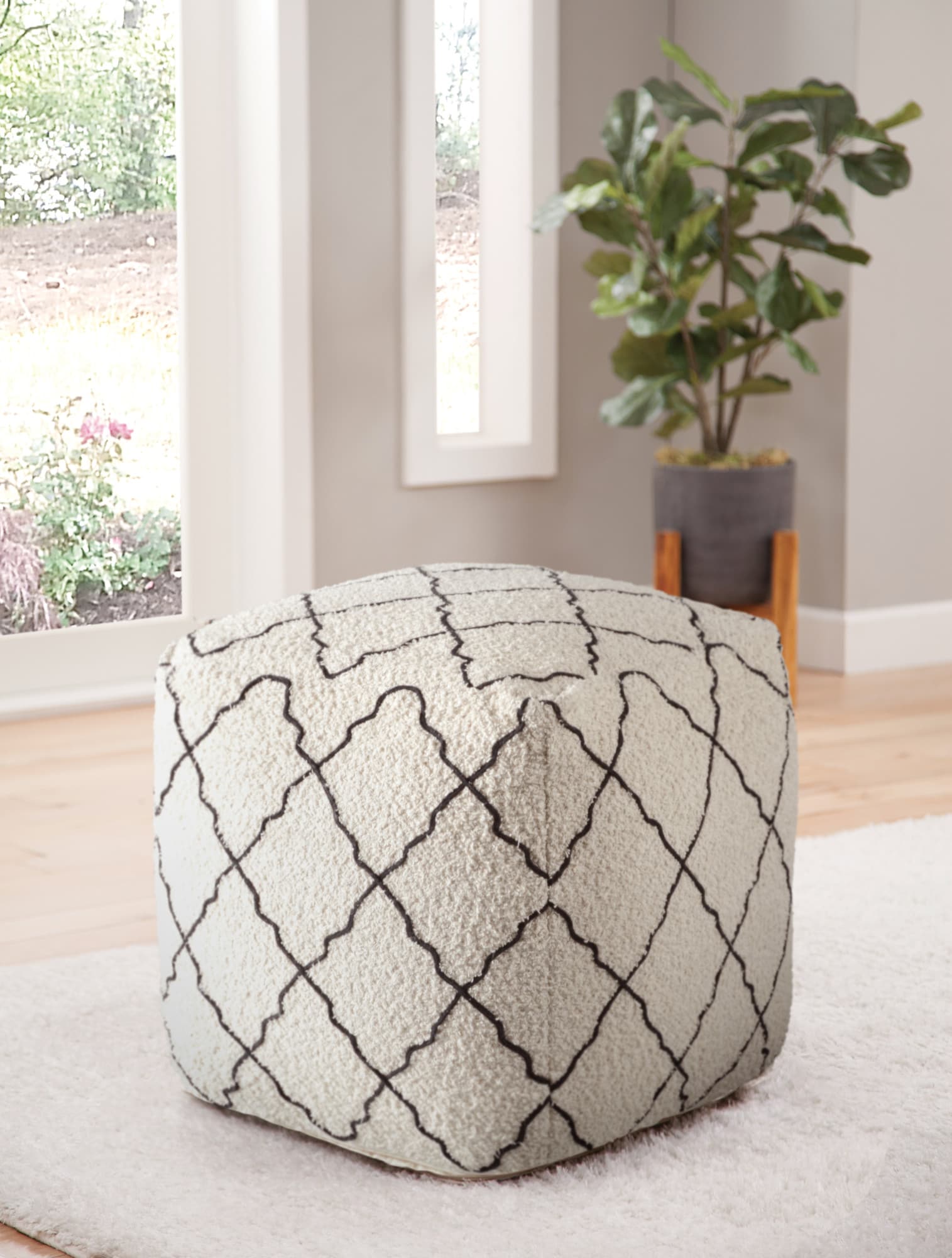 Steve Silver LT180P Indoor-Ottomans - View #5