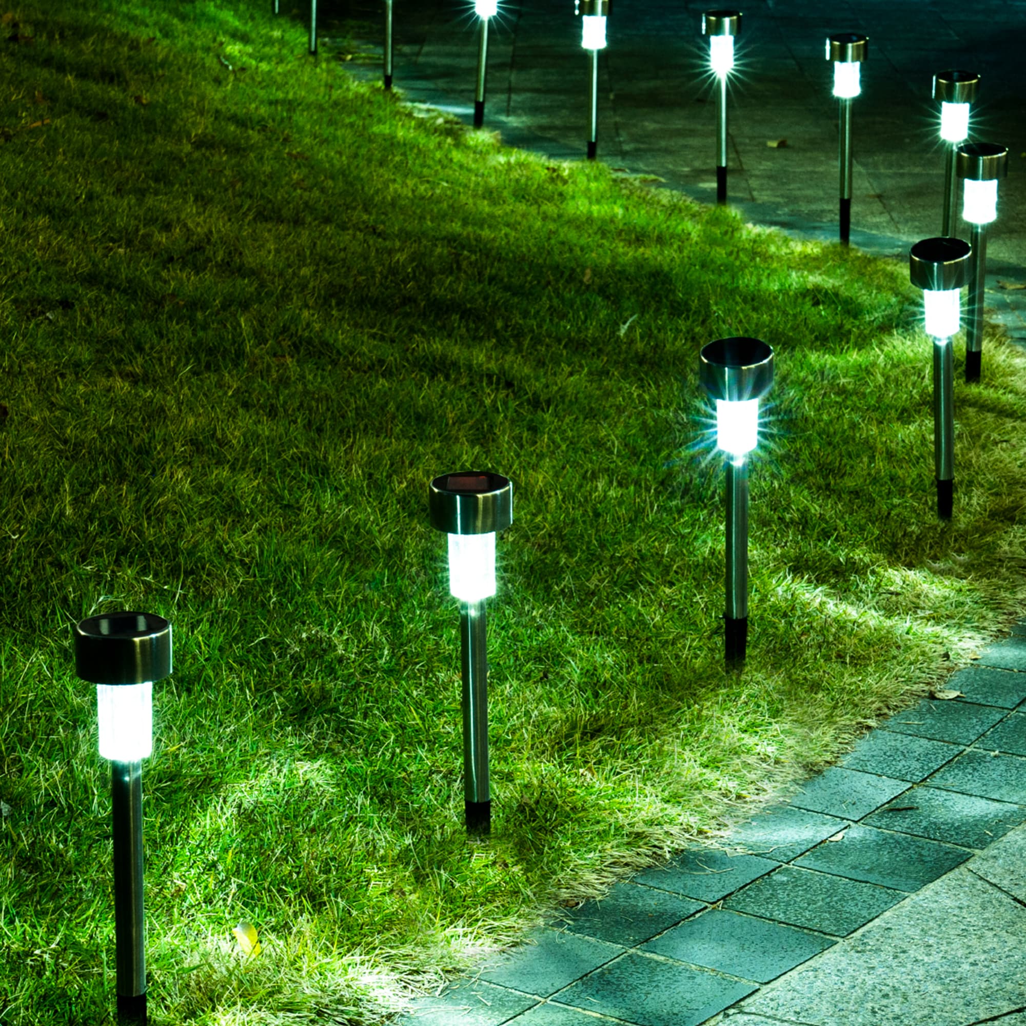 GIGALUMI XIN-16XGL-WL1 Path-Lights - View #11