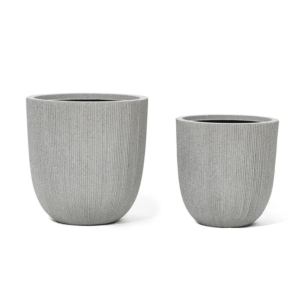 LuxenHome WHPL2028-OW Round 16.7-in W Medium Gray Mixed/Composite Indoor/Outdoor Planter with Drainage Holes