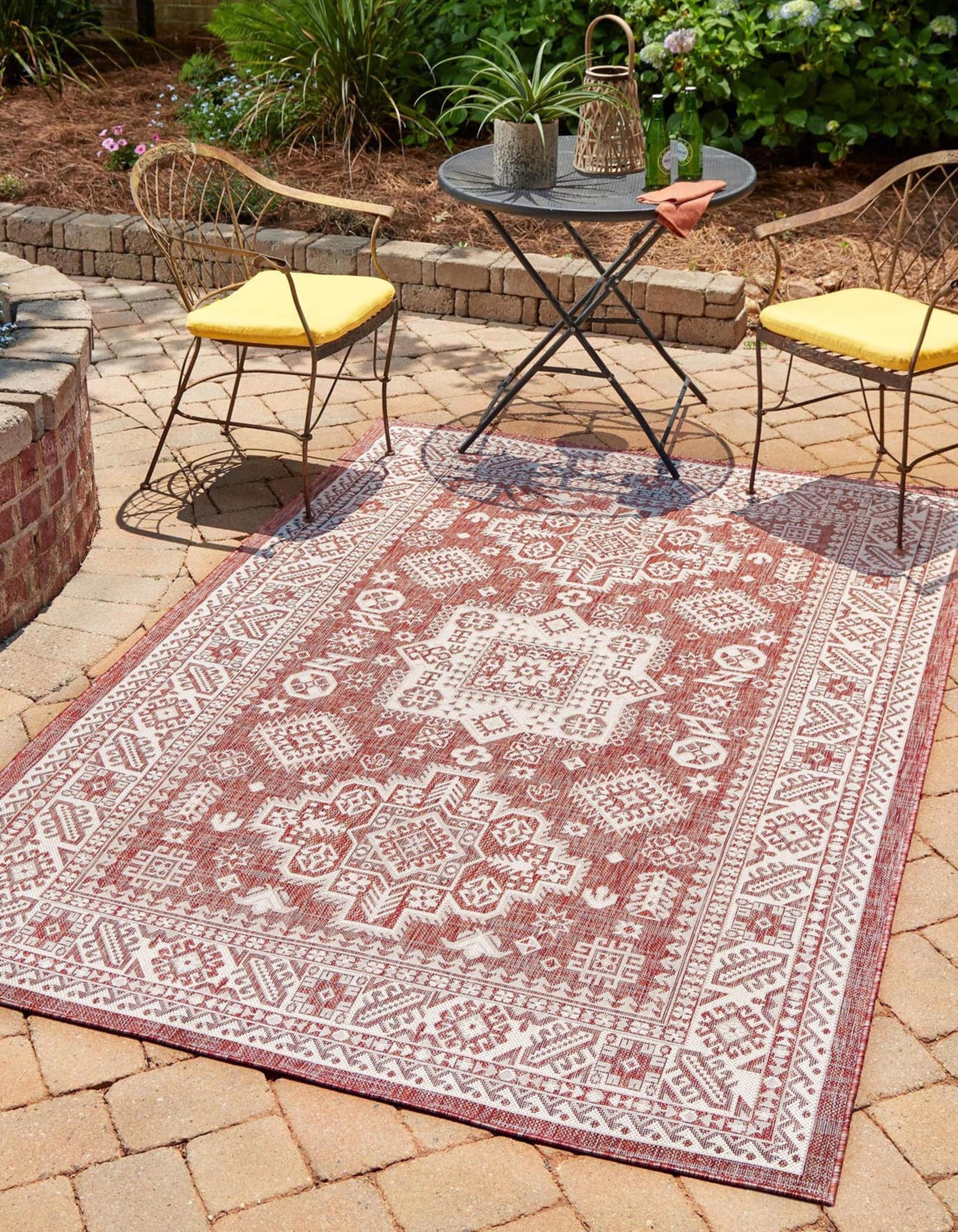 Unique Loom 3162611 Outdoor Aztec 10 x 13 (ft) Loomed Polypropylene Rust Red Rectangular Indoor/Outdoor Border Area rug