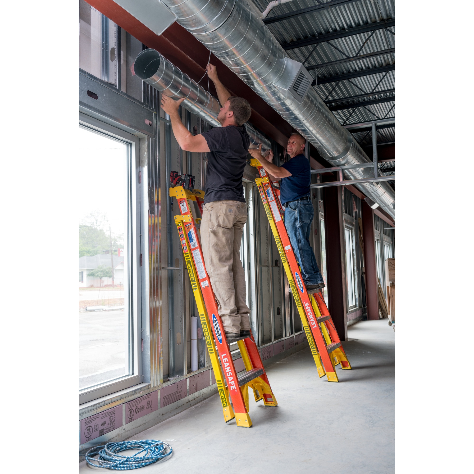 Werner L6212 Step-Ladders - View #15