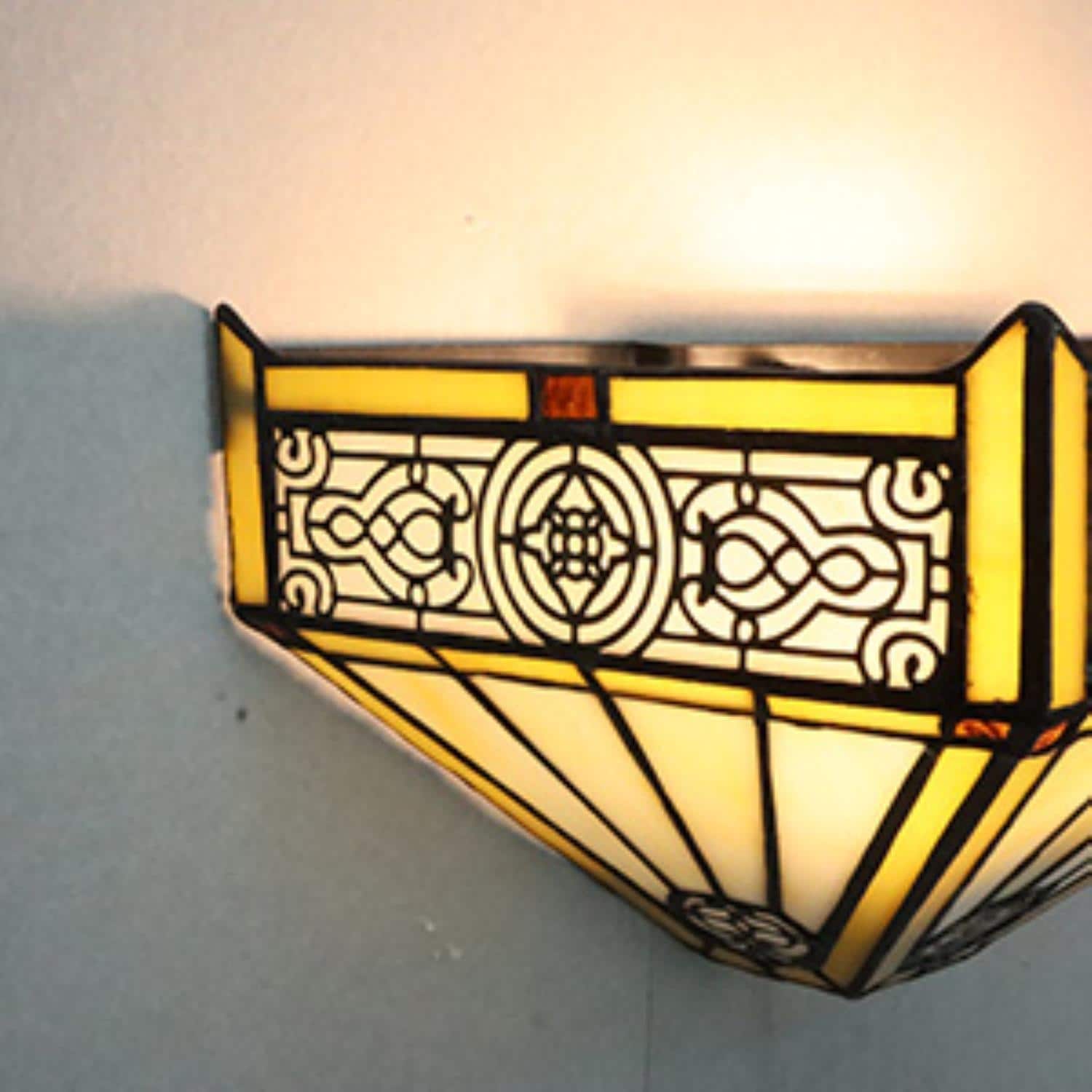Claxy Tiffany 12.2-in W 1-Light Polished Black Tiffany Led