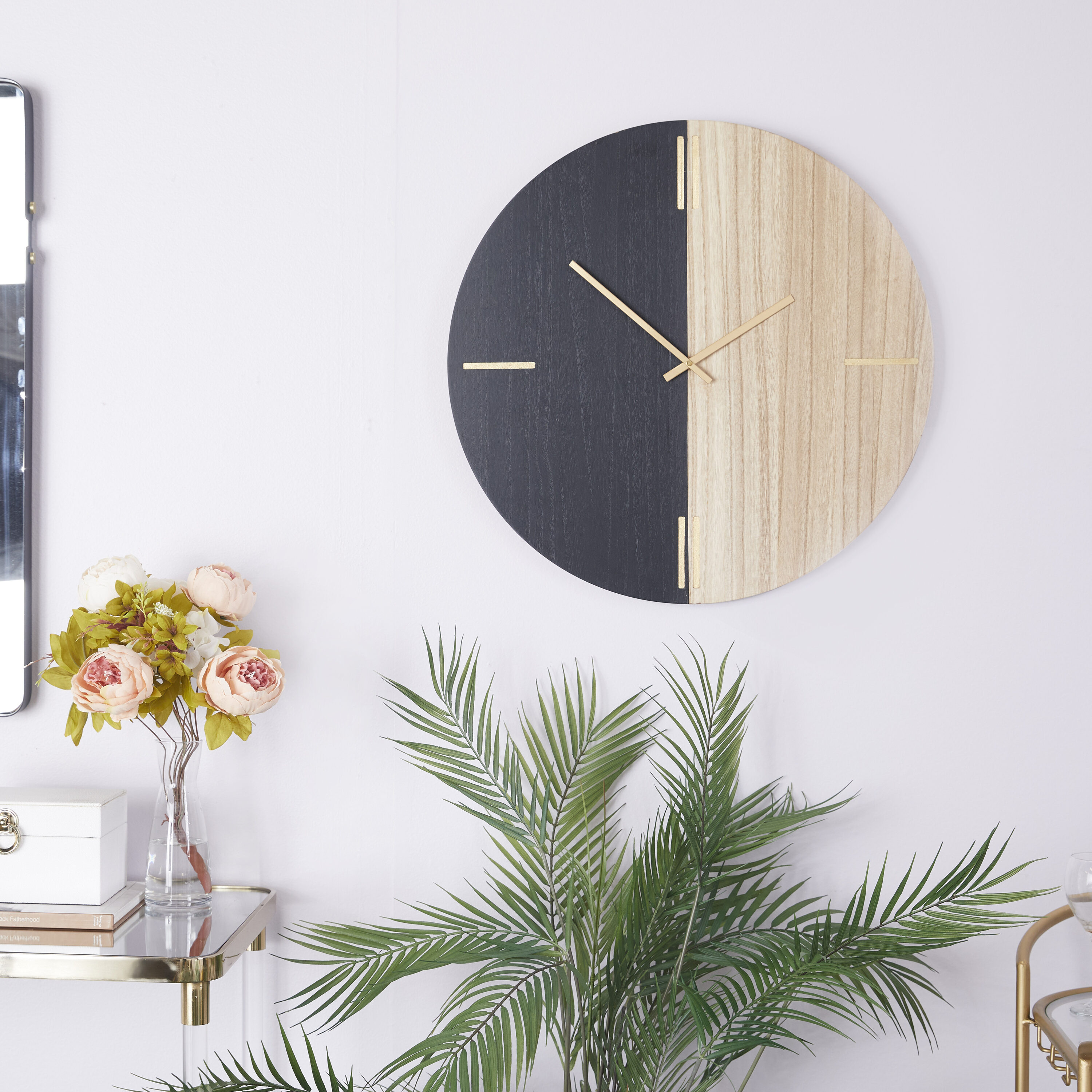 Grayson Lane 83410 Analog Round Wall Contemporary