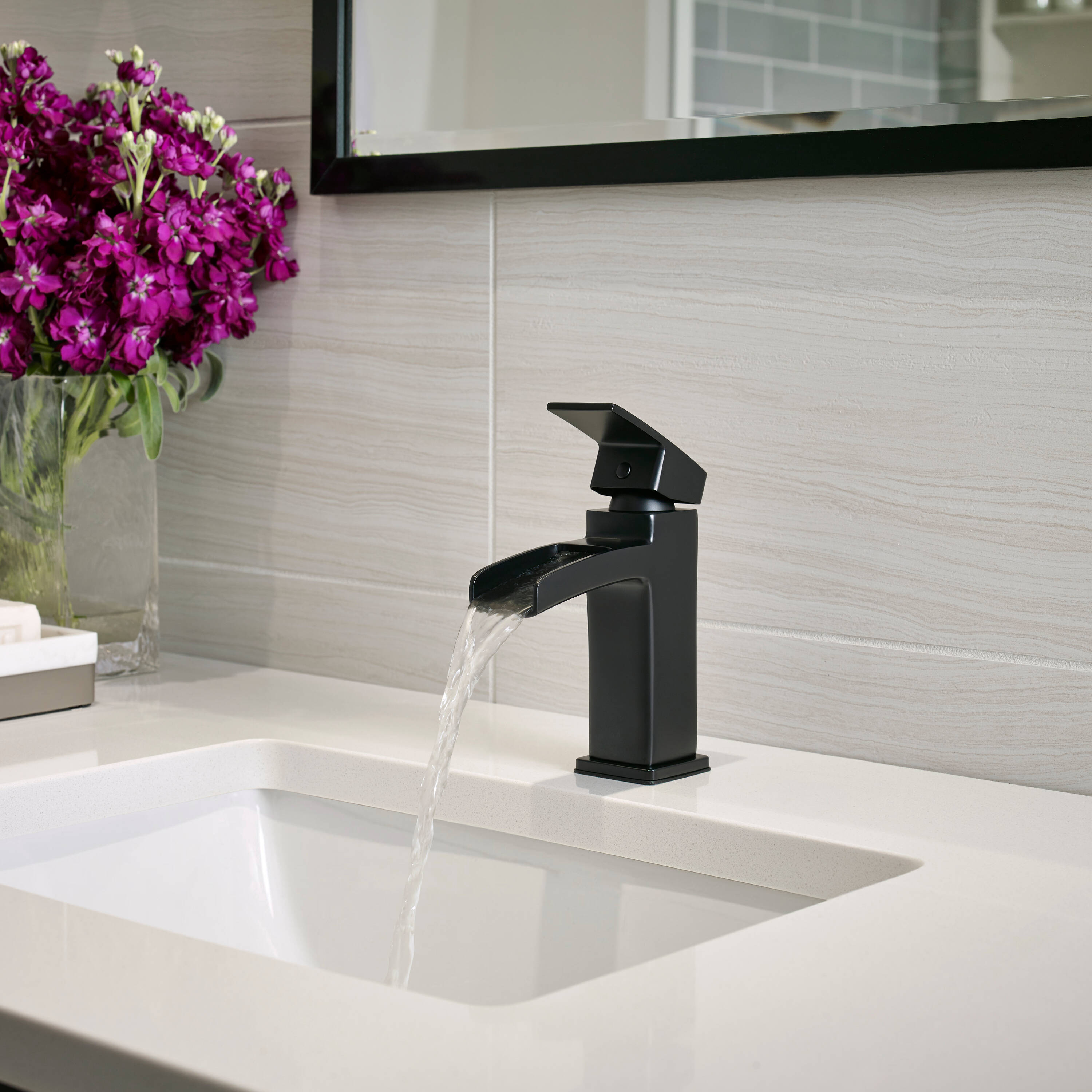 Pfister LG42-DF0B Lavatory-Faucets - View #4