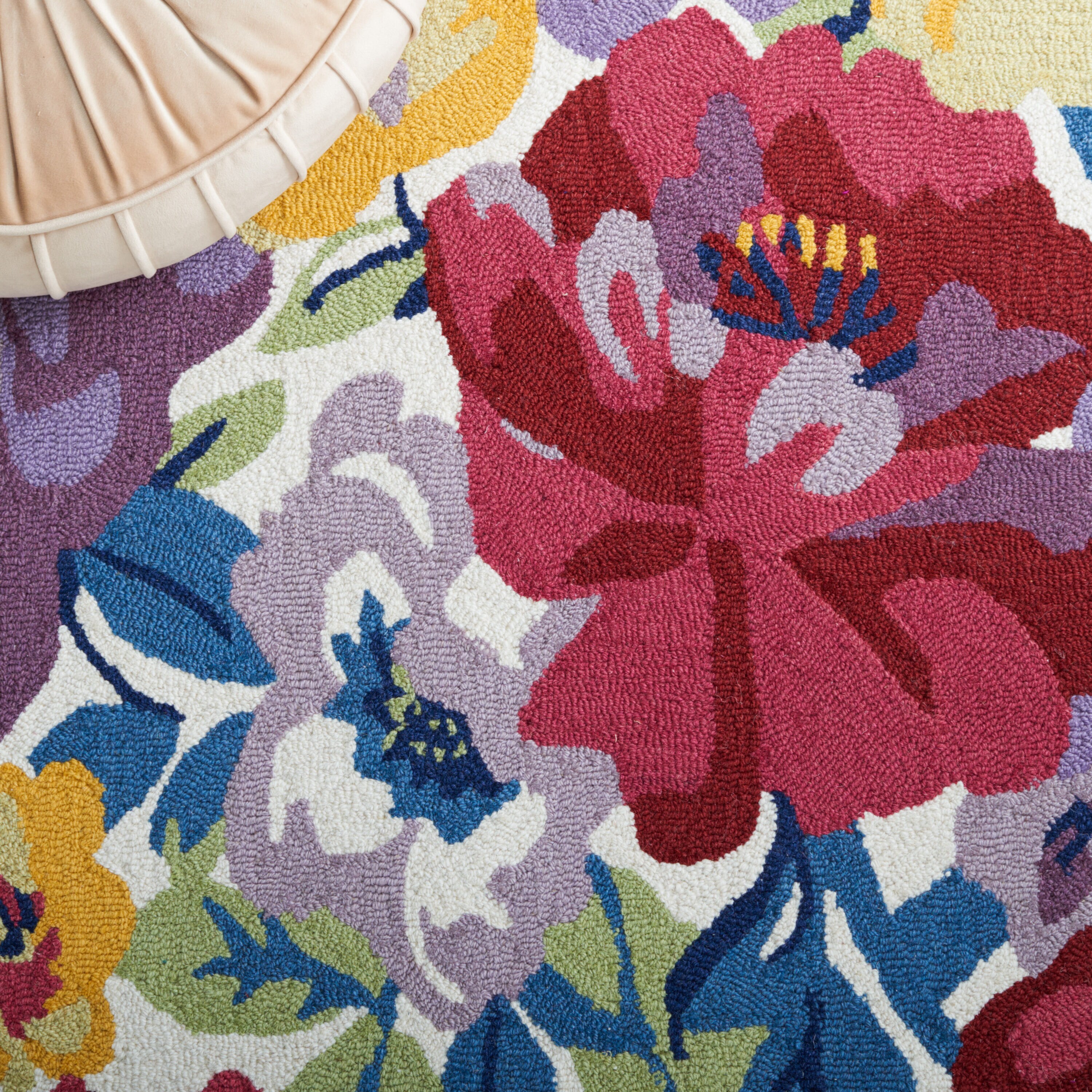 Safavieh HK219A-6OV rugs - View #5