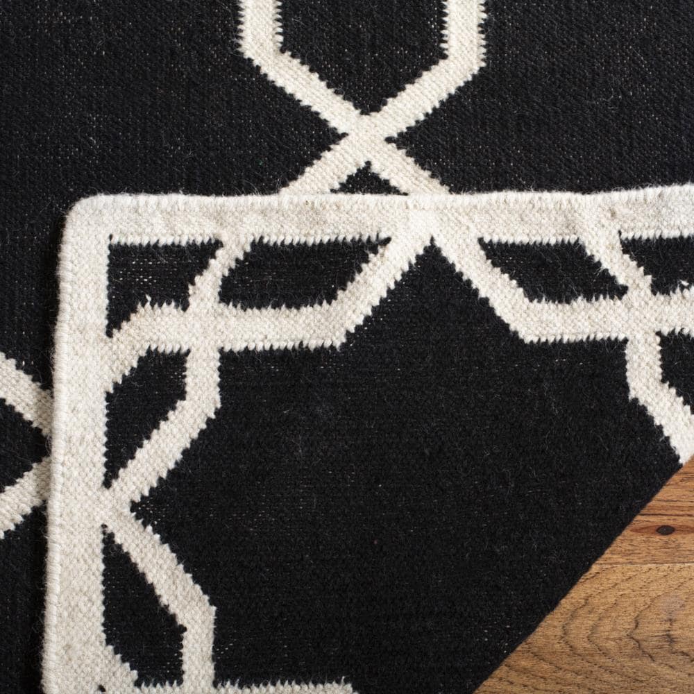 Safavieh DHU548L-6SQ rugs - View #4