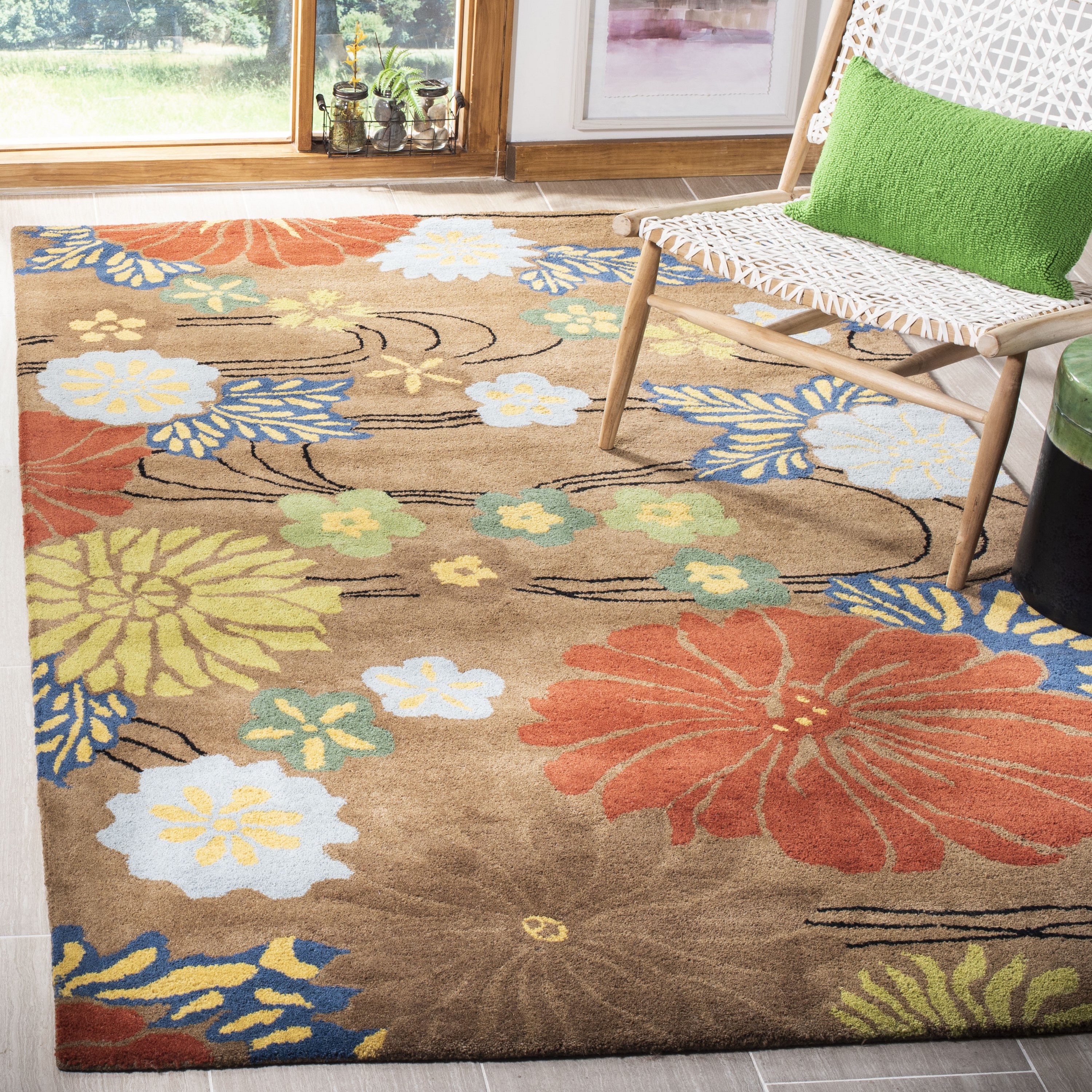 Safavieh SOH738A-4 Soho Ois 4 x 6 (ft) Tufted Wool Brown/Multi Rectangular Indoor Floral/Botanical Farmhouse/Cottage Area rug
