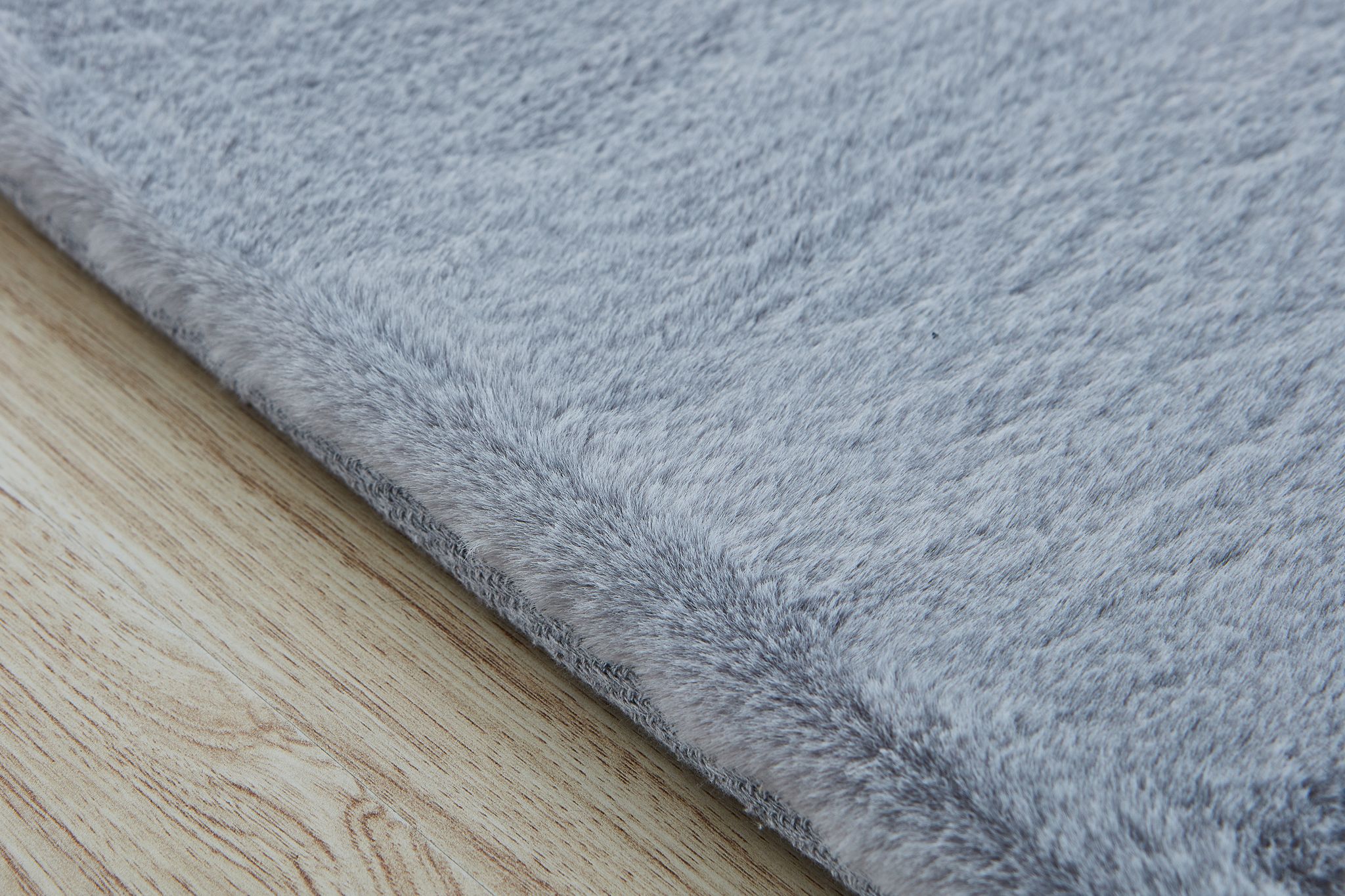 Amazing Rugs RSRGR1219-710 Lily Luxury 7 x 10 (ft) Tufted Cotton/Polyester Gray Rectangular Indoor Solid Area rug