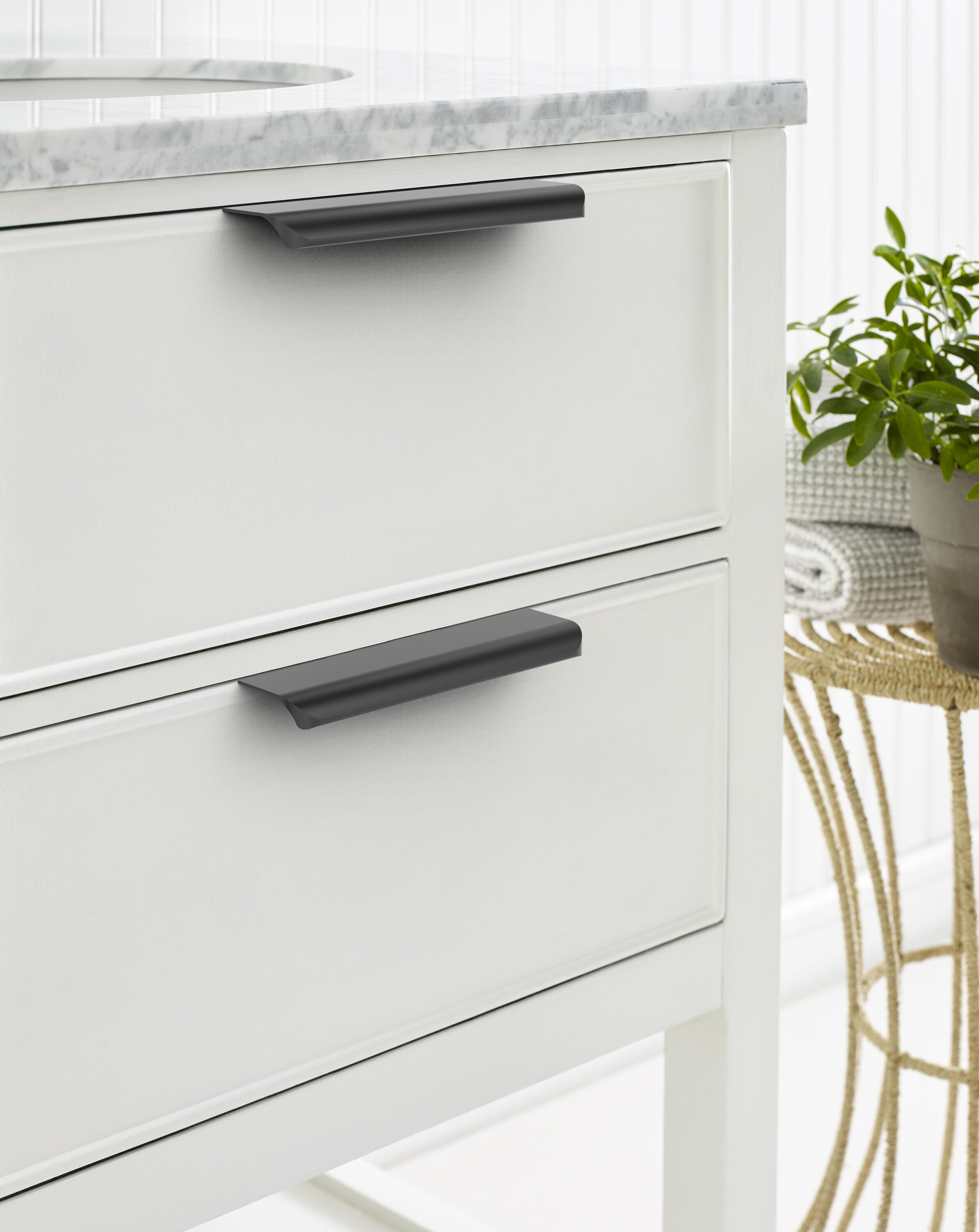 Amerock 10VMP37204MB Cabinet-Pulls - View #2