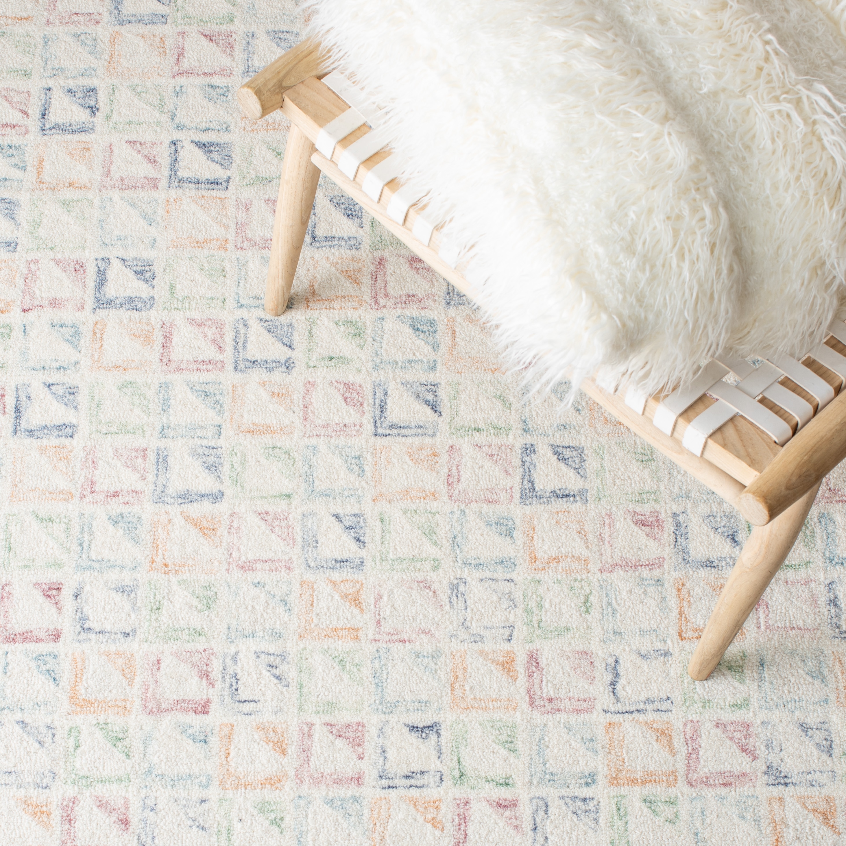 Ivory and Blue Hand-Tufted Wool Area Rug
