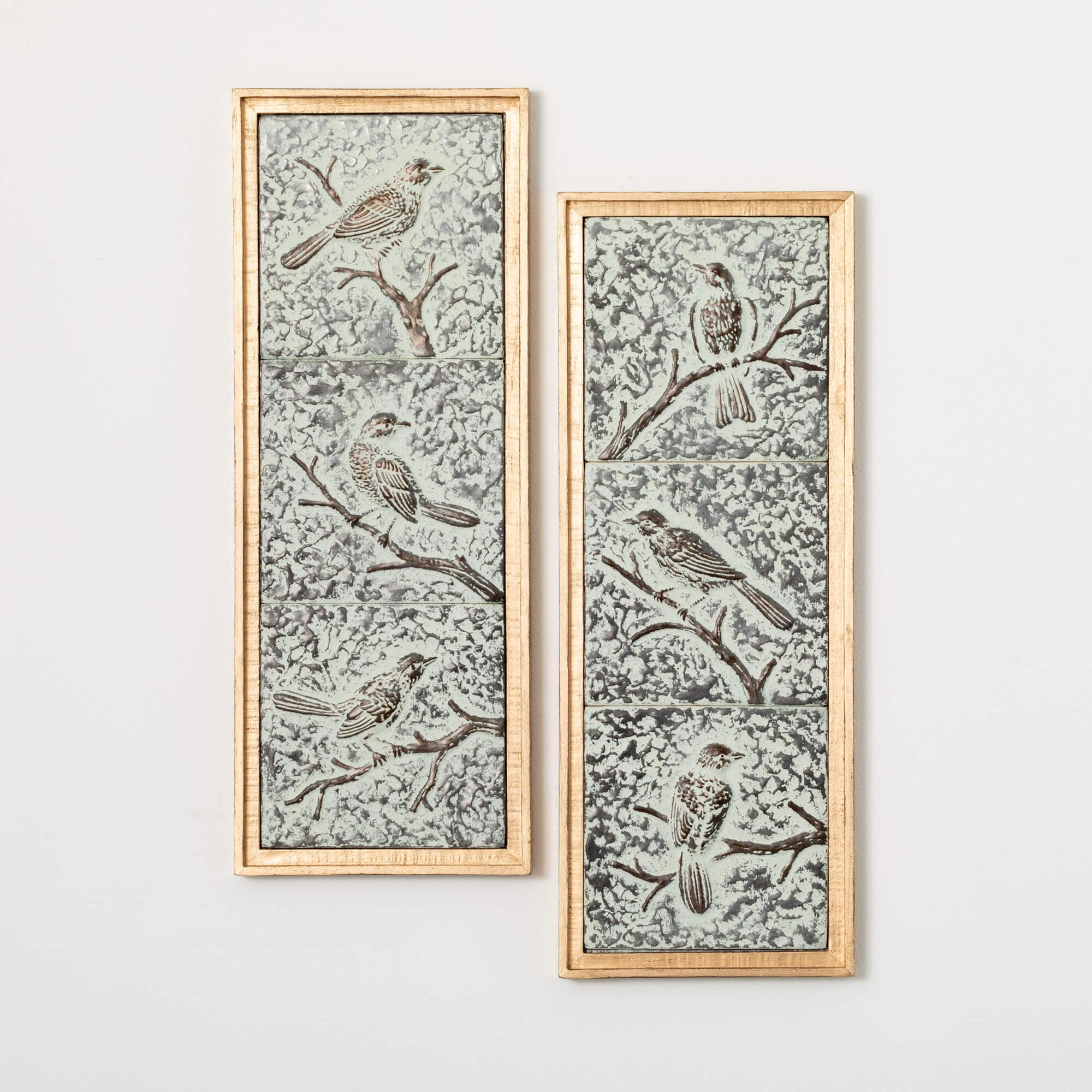 Sullivans MET2216 Eastern Avantgarde 12-Inches W x 31.5-Inches H Metal Bird Animals Wall accent