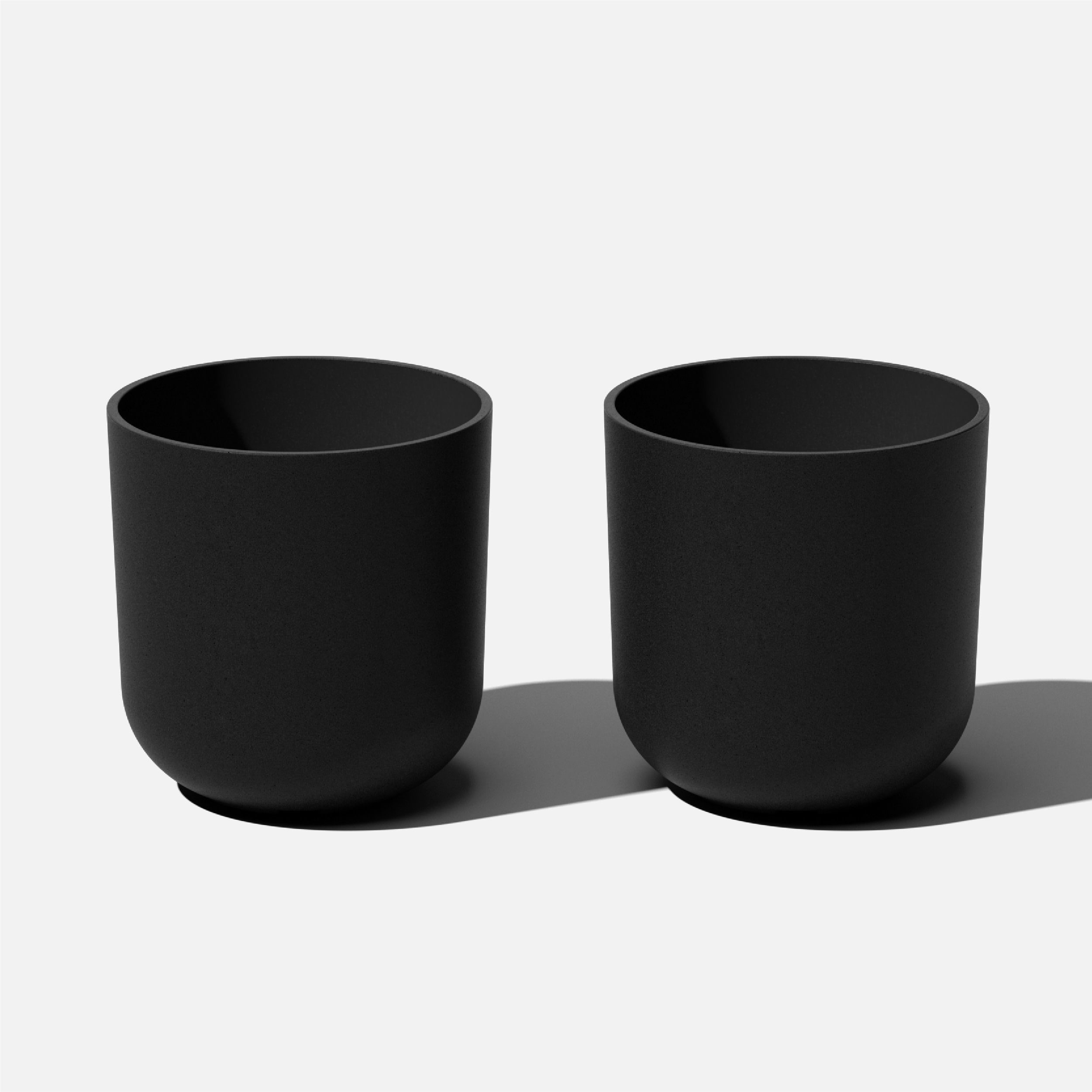 Veradek KNV10B-2PK 2 -Pack Round 10-in W x 10.25-in H x 10-in D Black Plastic Contemporary/Modern Indoor/Outdoor Planter