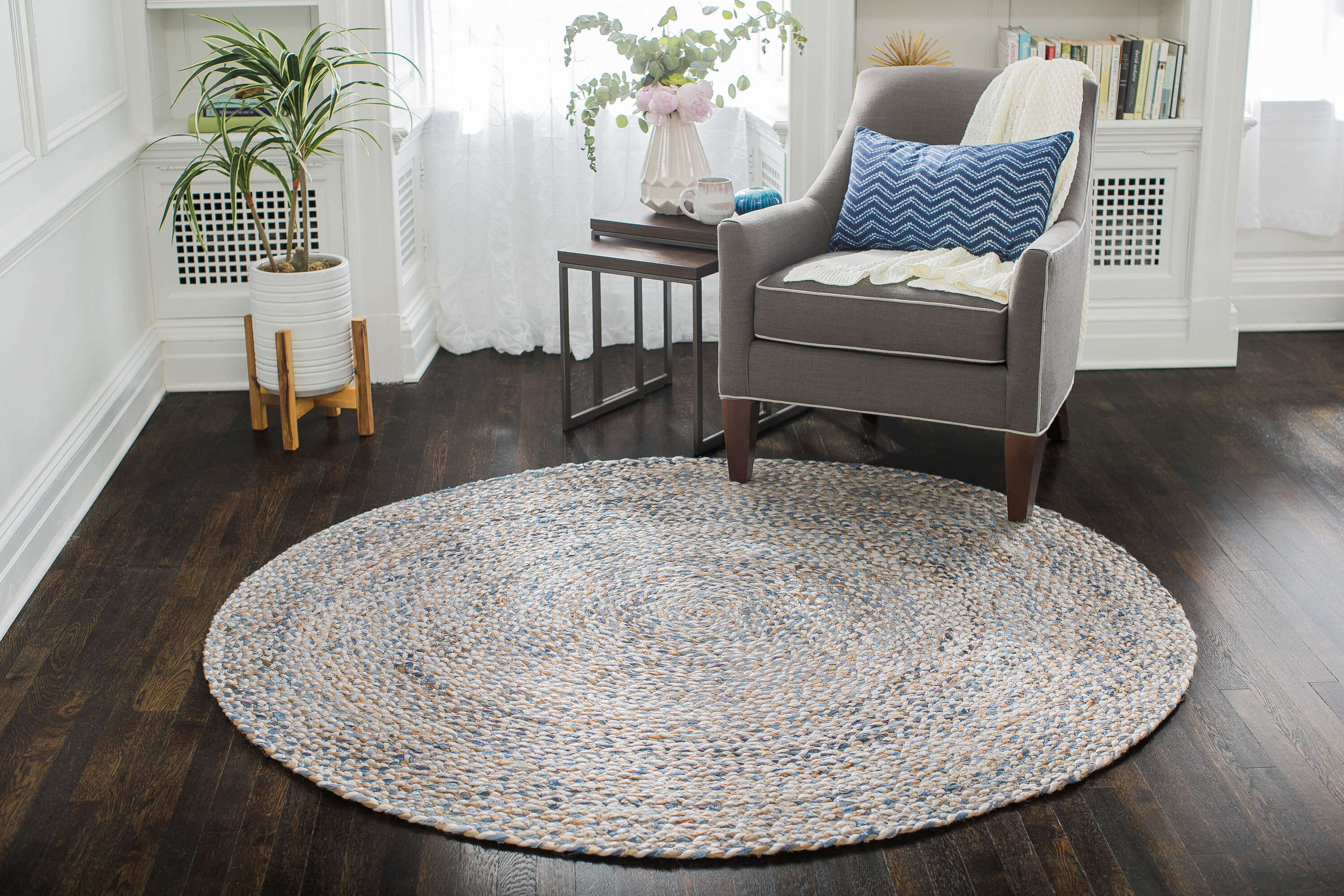 6' Round Braided Denim Blue Cotton and Jute Area Rug