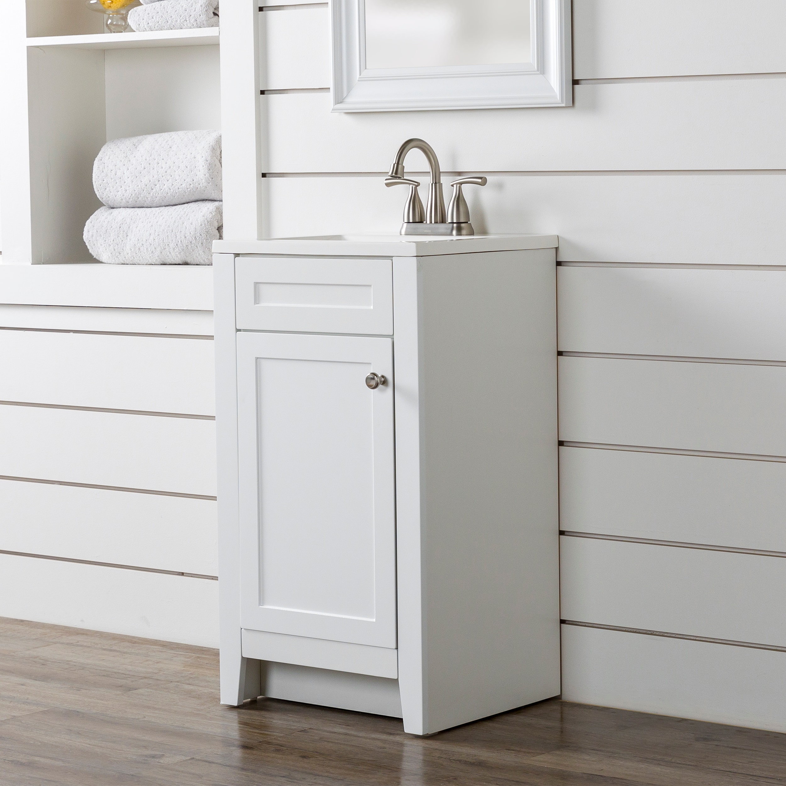 White vanity with side shelves for Sale in Bell Gardens, CA - OfferUp