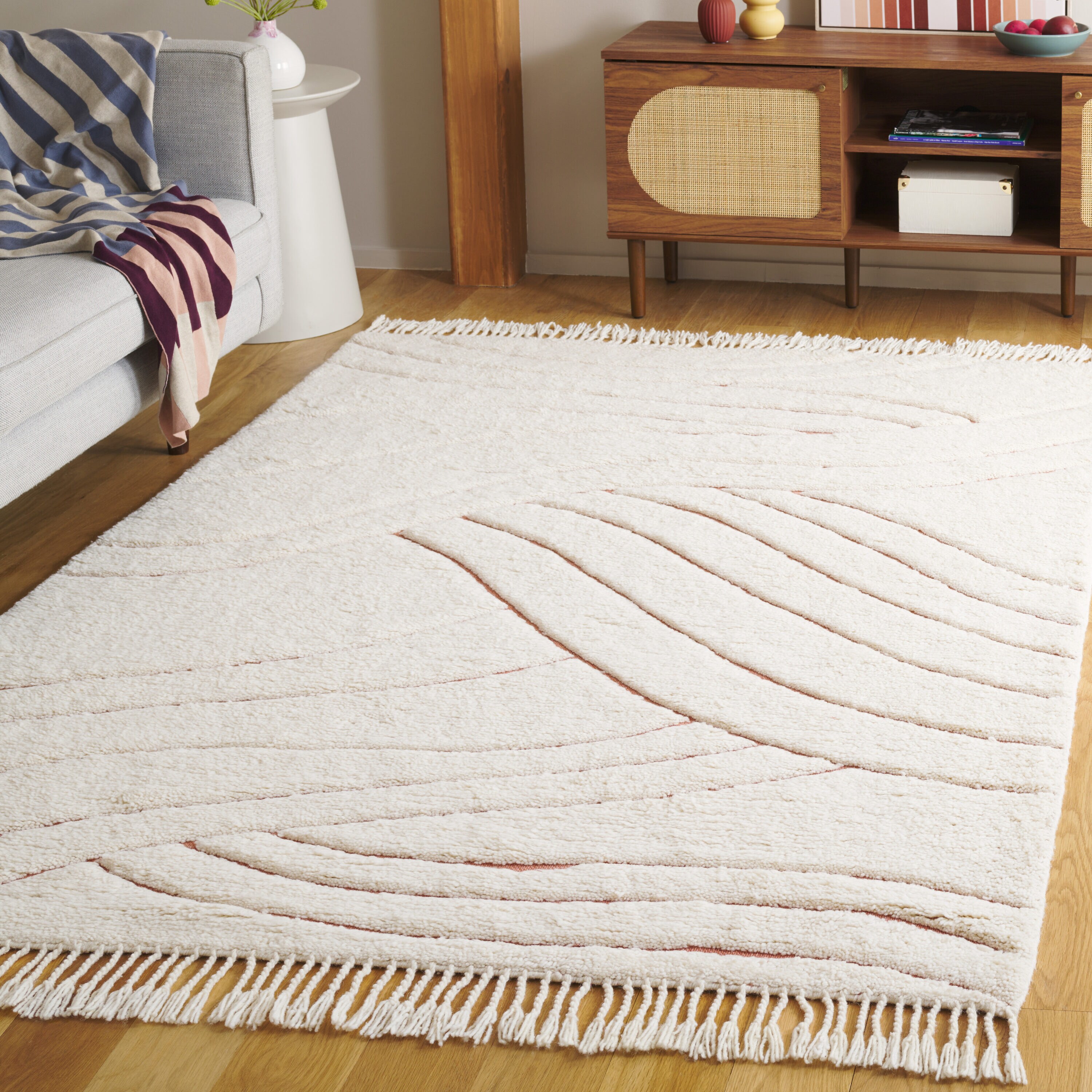  Vermont 205 Ivory Contemporary 5ft x 8ft Medium Rectangle Rug