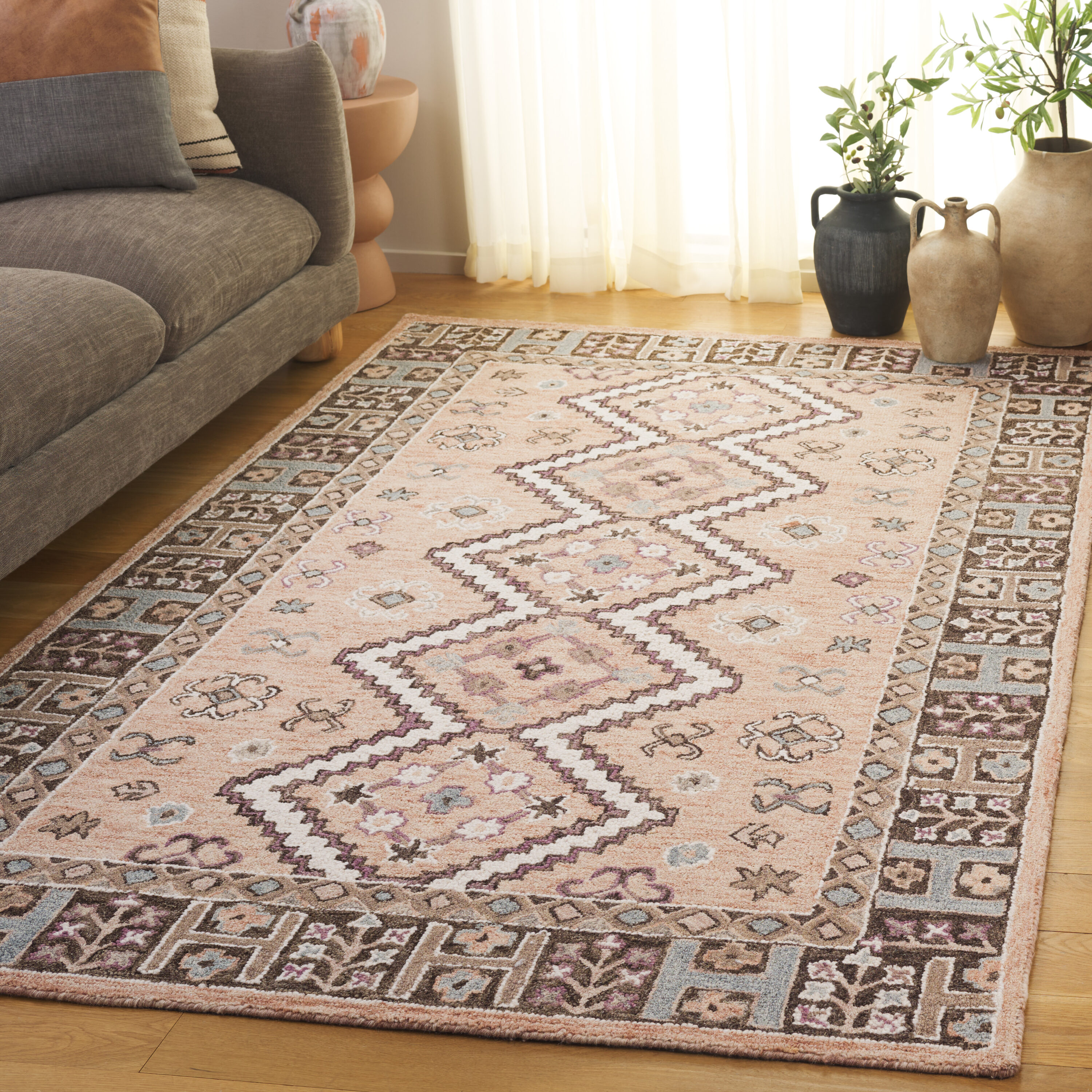  Aspen 153 Beige/Gray Traditional 4ft x 6ft Small Rectangle Rug