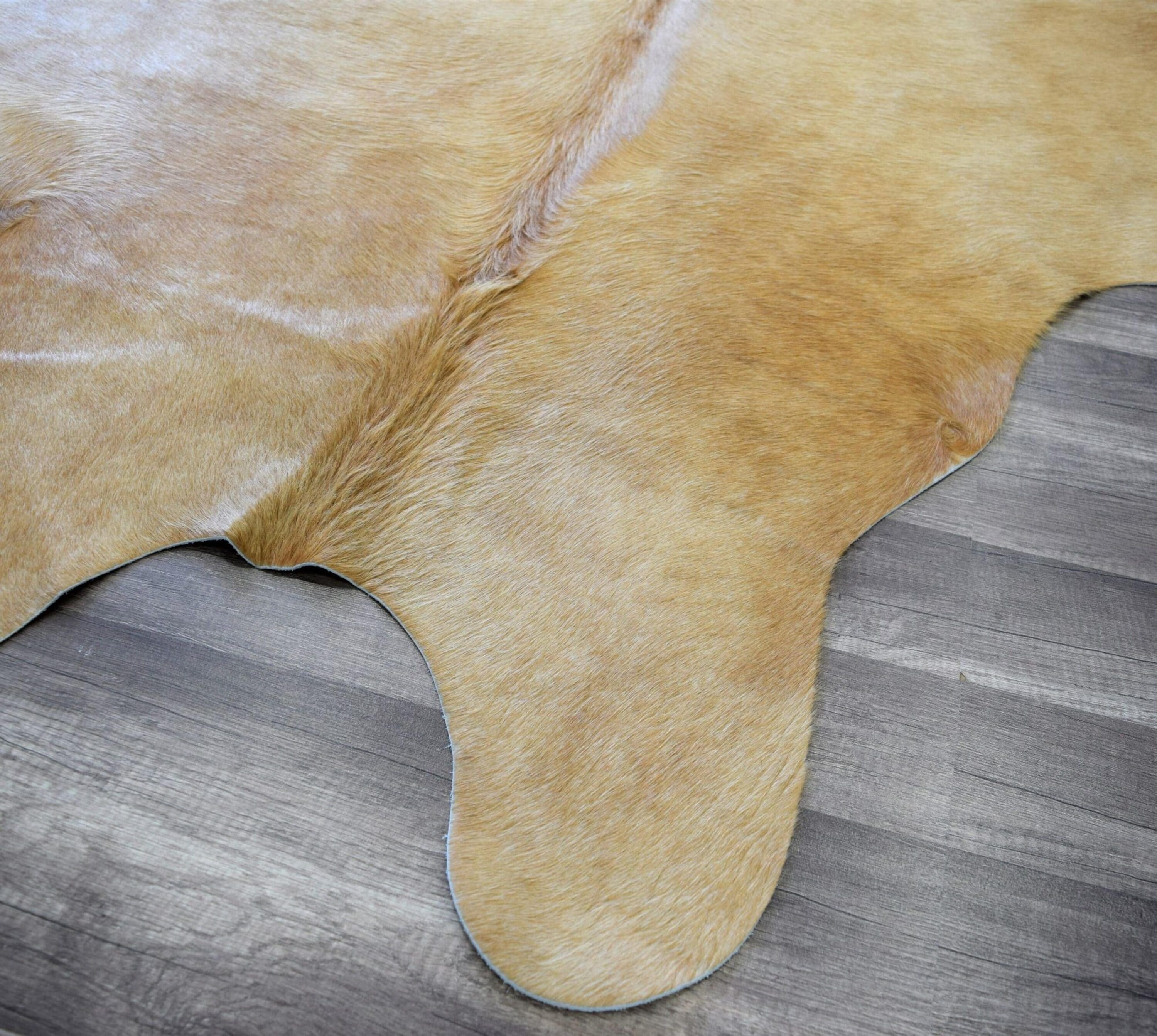 Round Blue Geometric Stain-Resistant Cowhide Area Rug