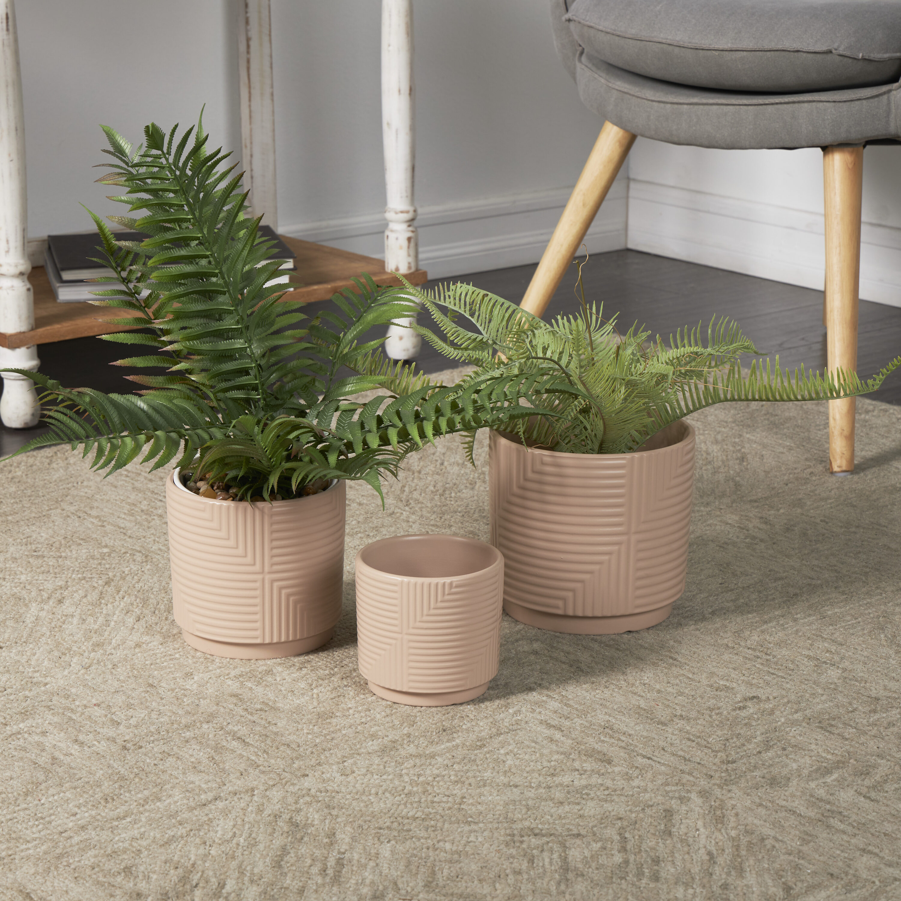 Grayson Lane 822382 3 -Pack Round 6.55-in W Small Pink Ceramic Contemporary/Modern Indoor/Outdoor Planter with Drainage Holes