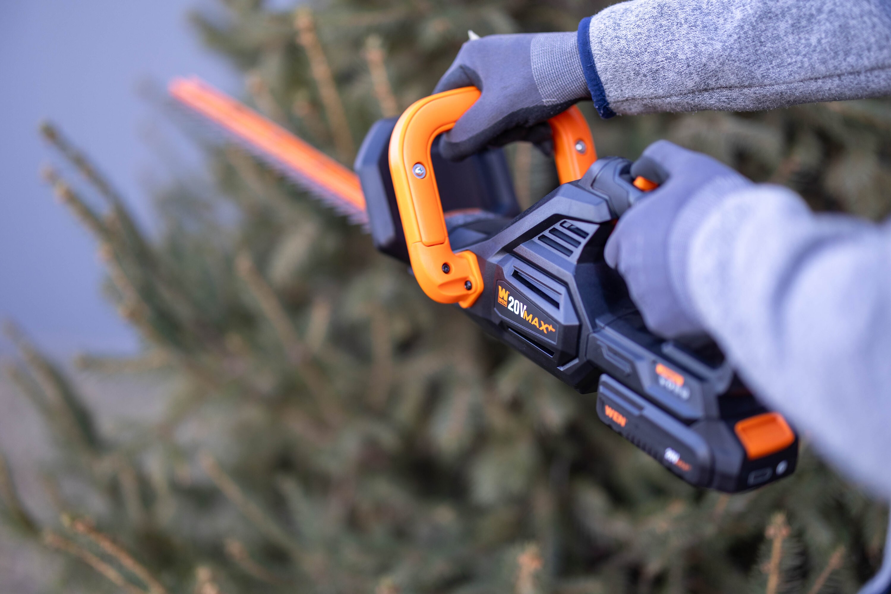 WEN 20815 Cordless-Hedge-Trimmers - View #3