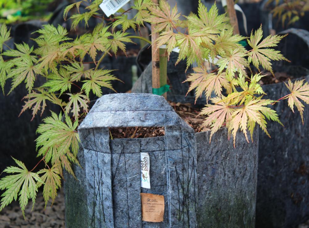 ROOT POUCH G200-15H Planter-Window-Box - View #2