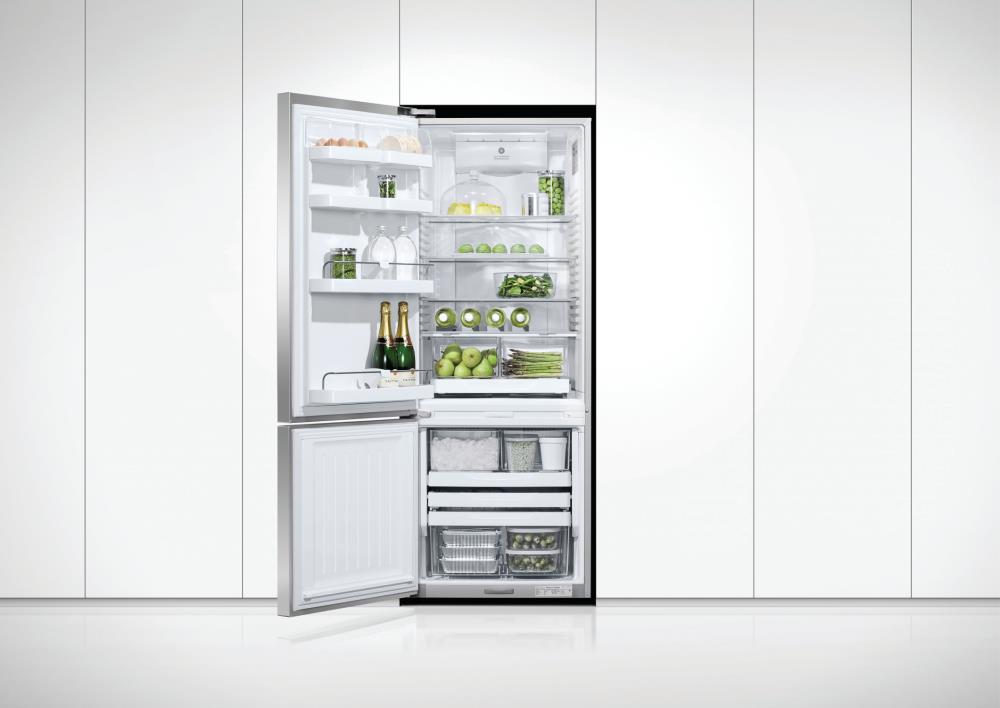 Fisher & Paykel RF135BDLUX4 N Bottom-Freezer-Refrigerators - View #3