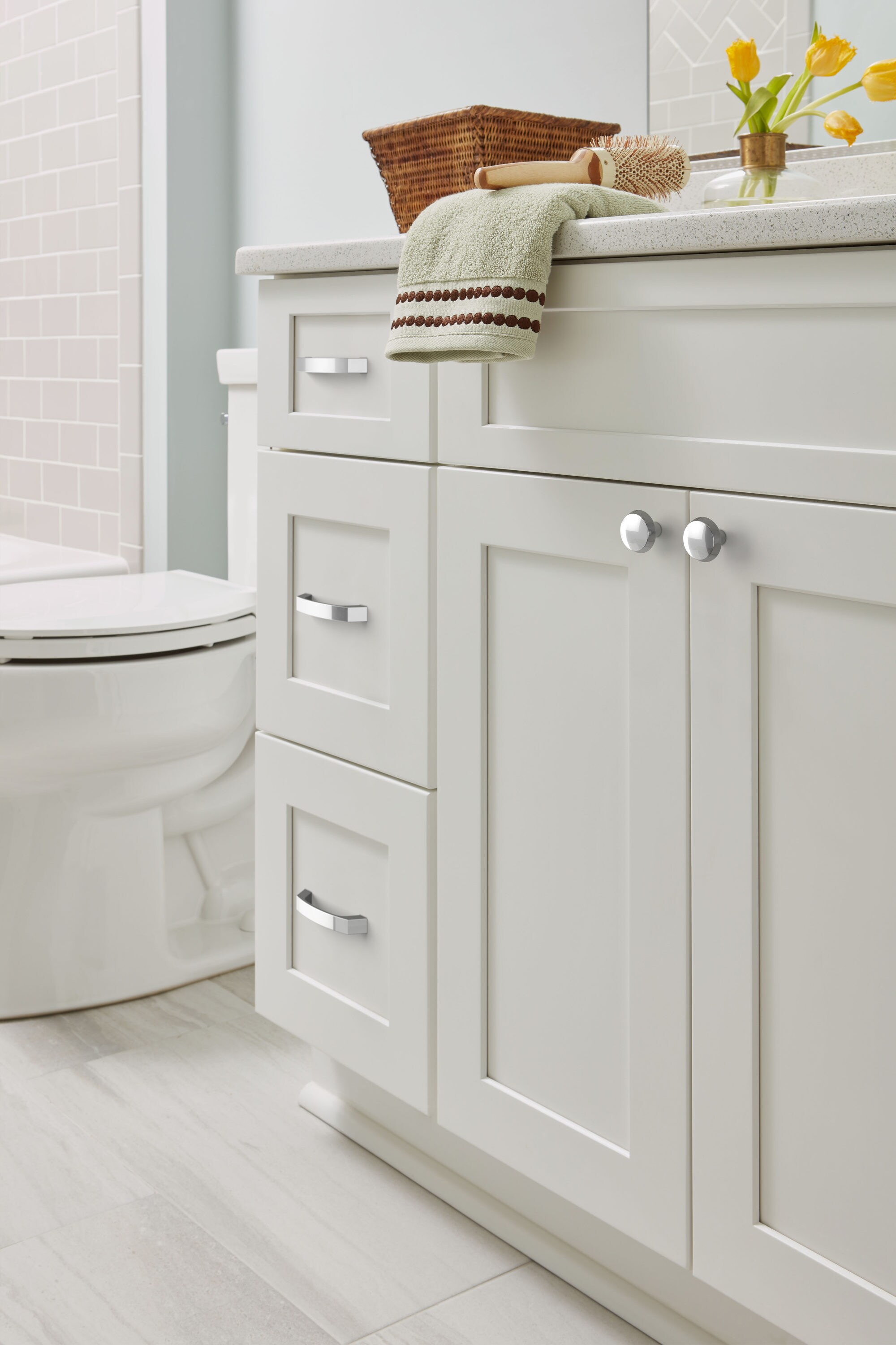 Polished Chrome Modern Cabinet and Drawer Pull with Mounting Hardware