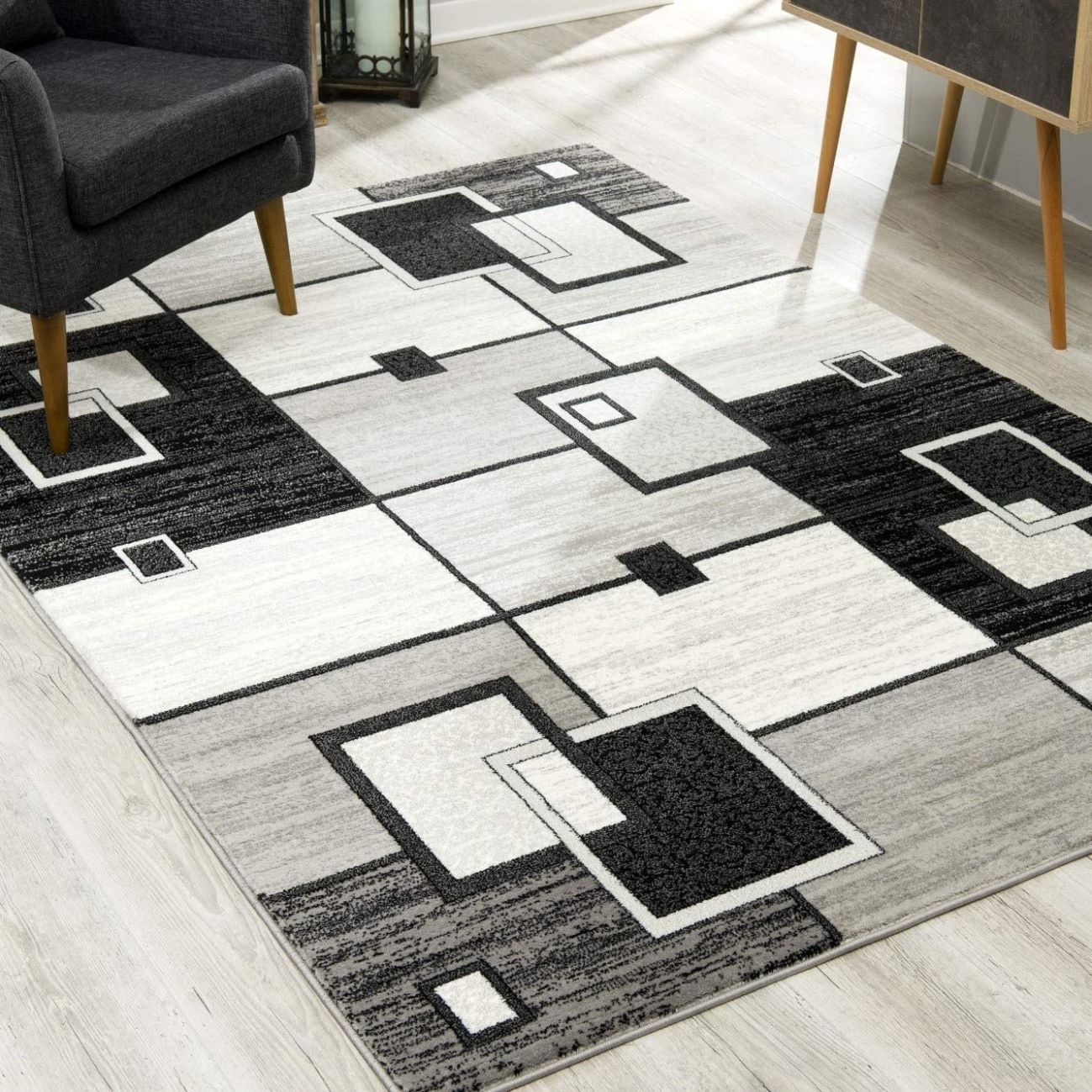 HomeRoots 4000393822 2 x 15 (ft) Loomed Olefin Grey Rectangular Indoor Abstract Runner rug