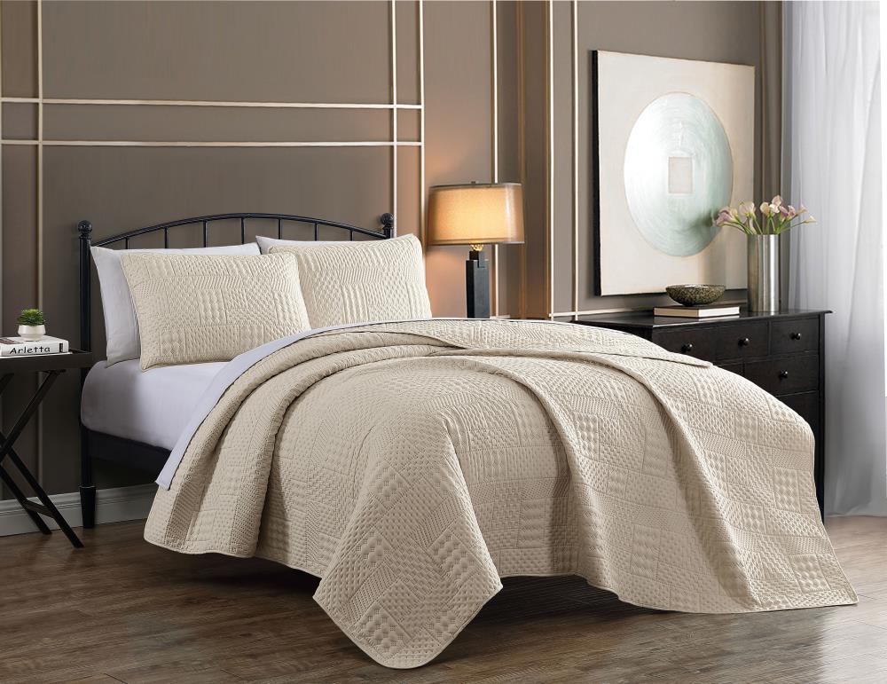 Bed Quilt Embossed Polyester Comfortable Durable Ultra Light Ivory Twin Size 