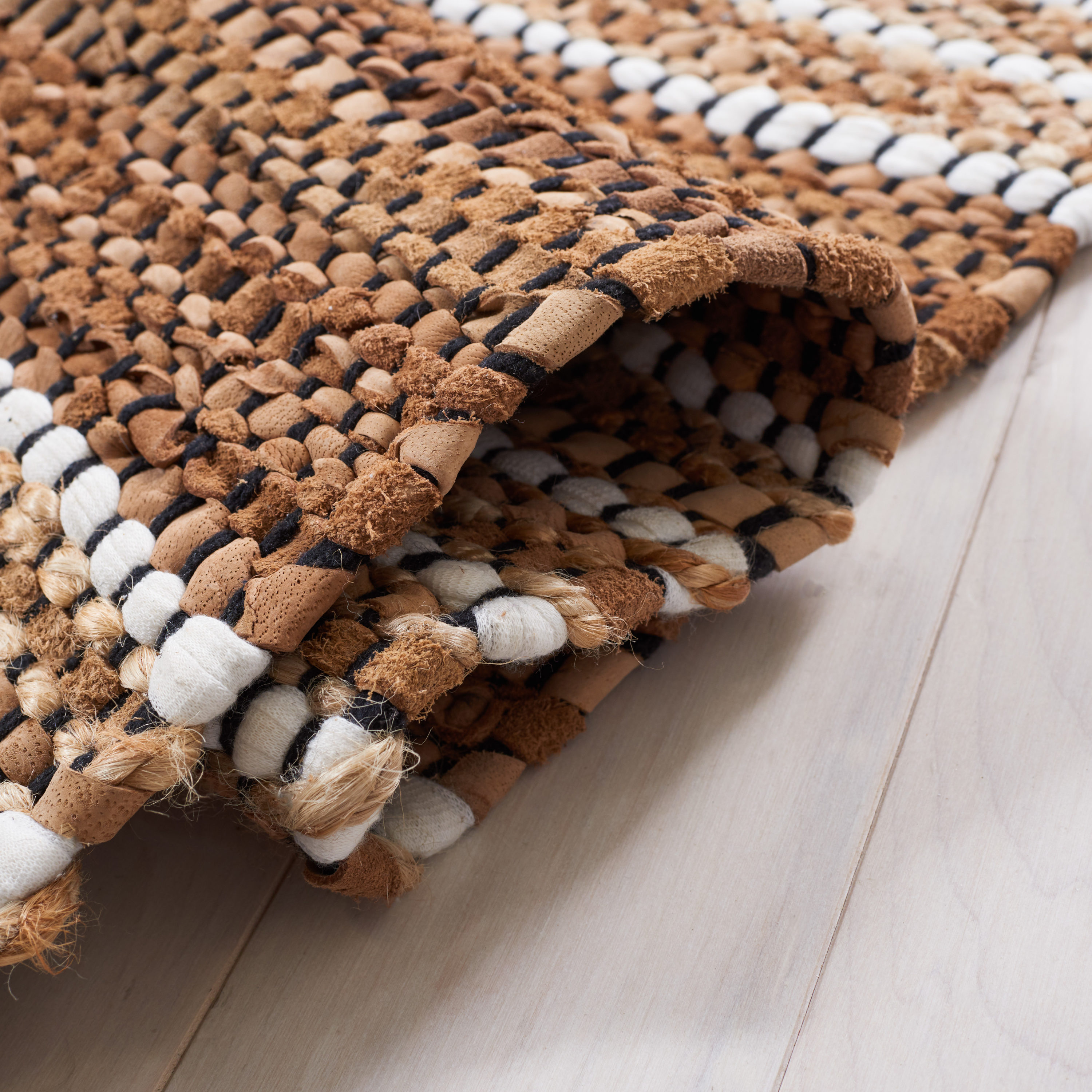 Safavieh VTL601B-6 rugs - View #5