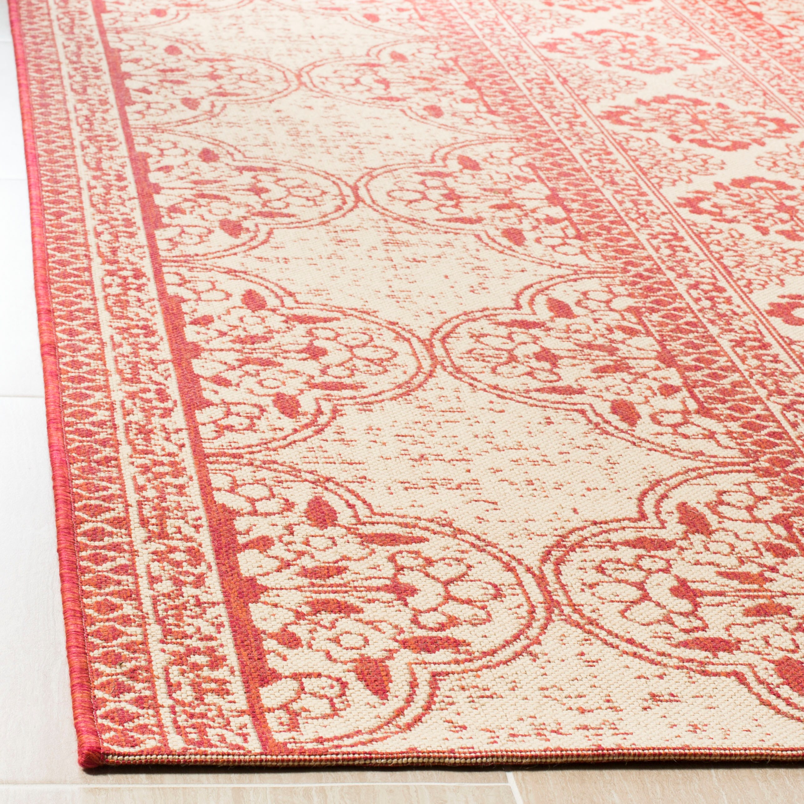 Safavieh LND174Q-5 rugs - View #3