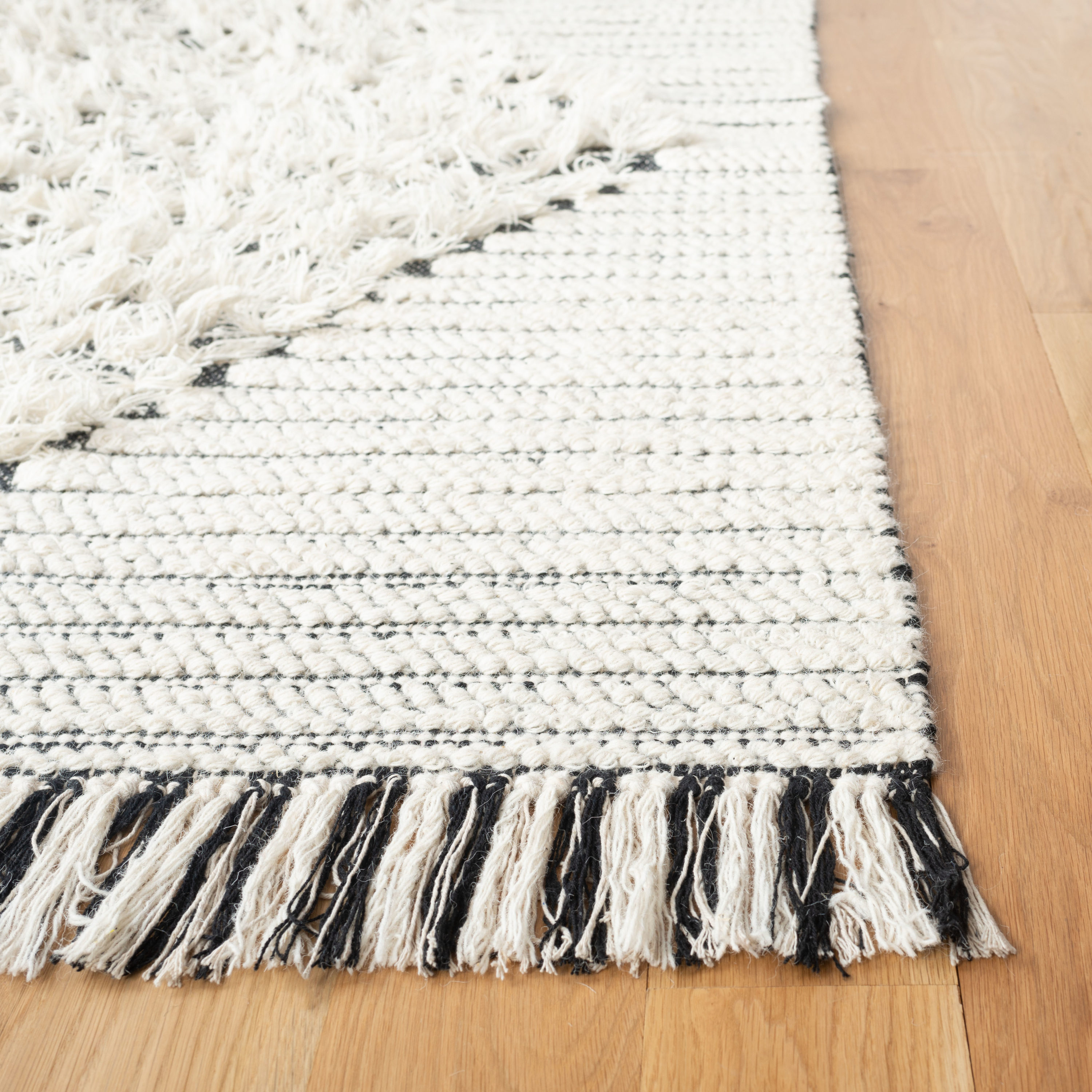 Handwoven Black and Ivory Abstract Wool Square Rug 6' x 6'