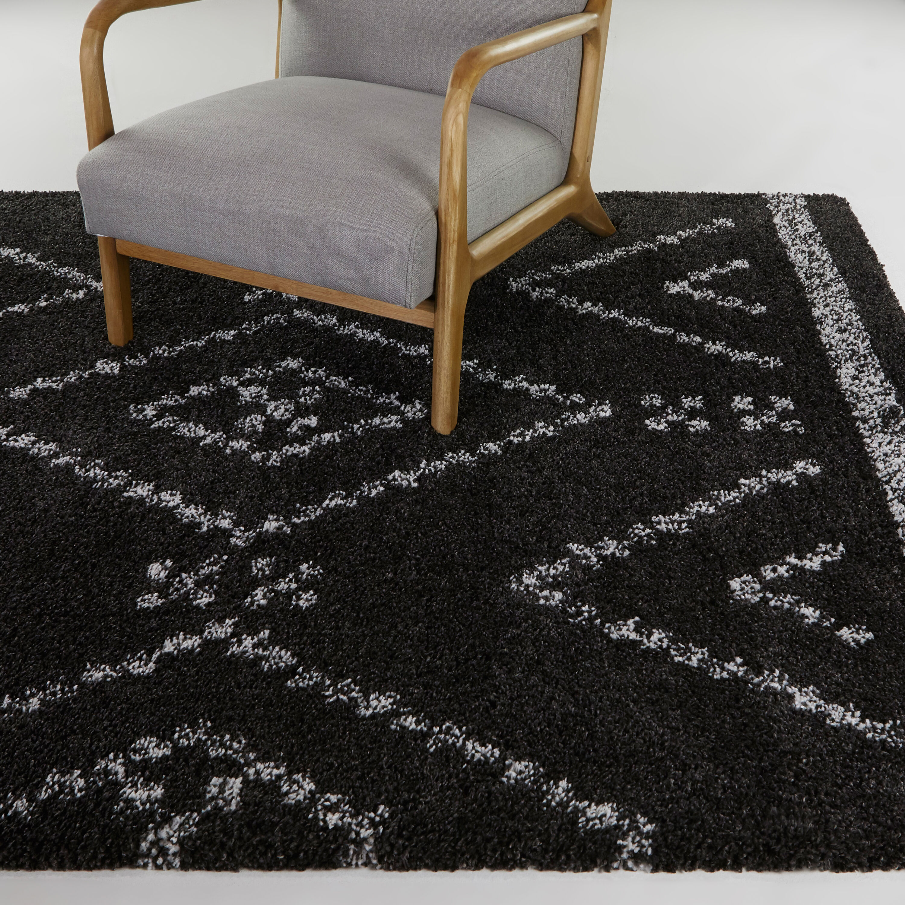 Balta 3106470 Culver 8 x 10 (ft) Loomed Polypropylene Charcoal Rectangular Indoor Geometric Bohemian/Eclectic Area rug