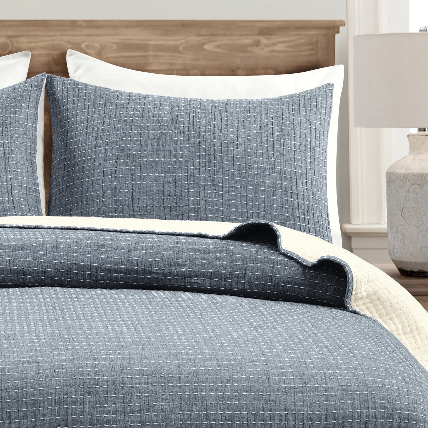 Comforters & Bedspreads Brand Lush Decor