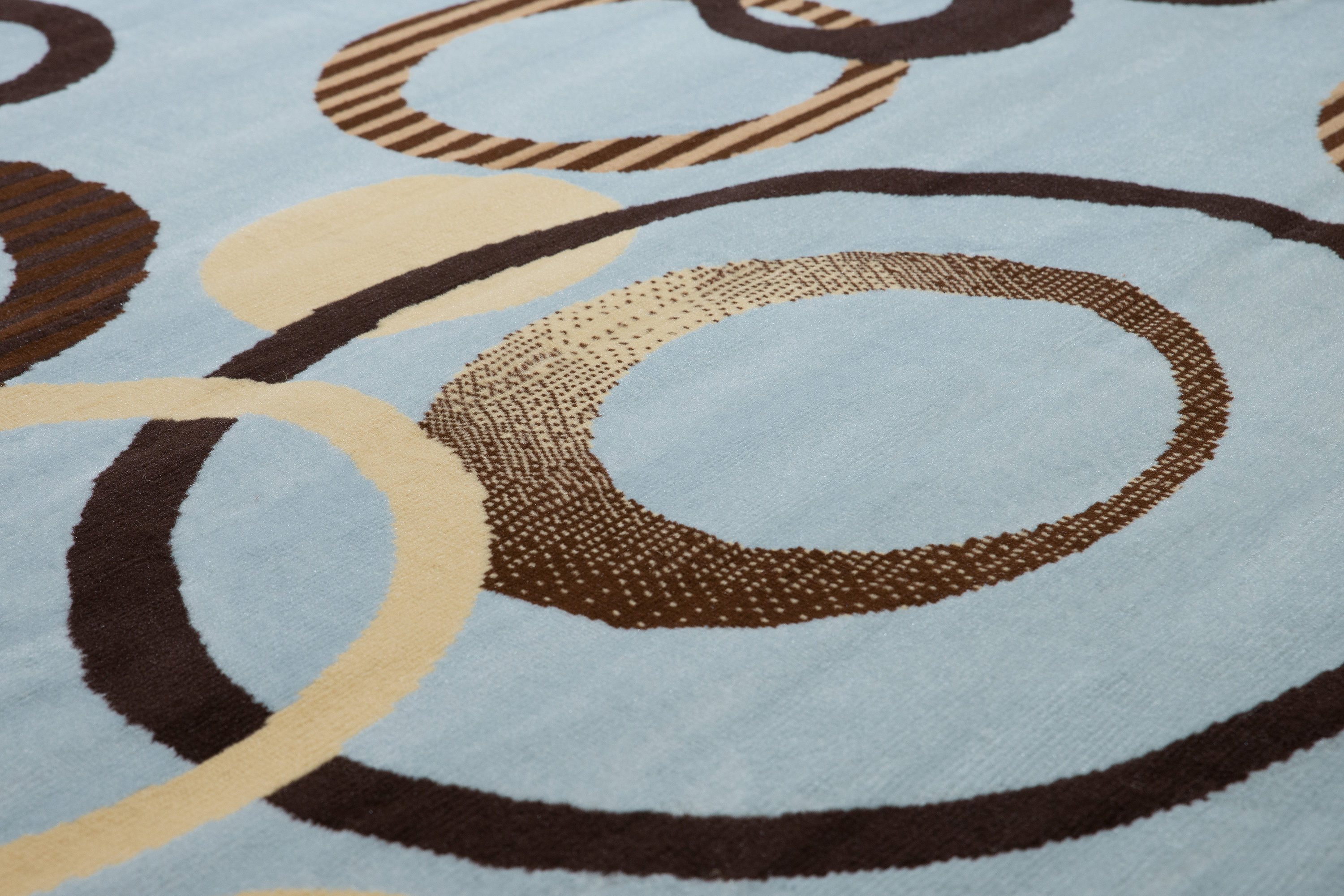 United Weavers Of America 851 10460 24 rugs - View #5