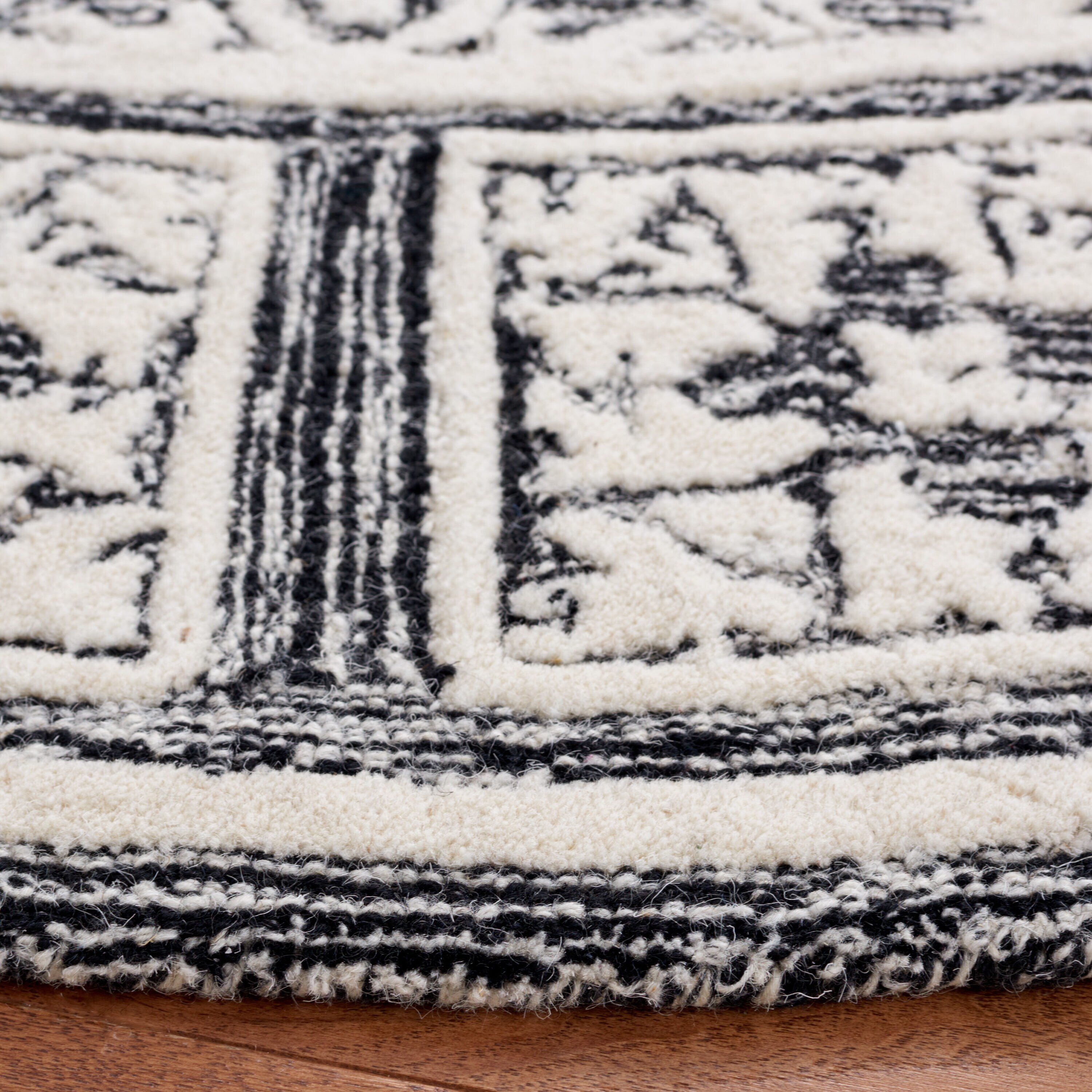 Safavieh MET851Z-6R rugs - View #3