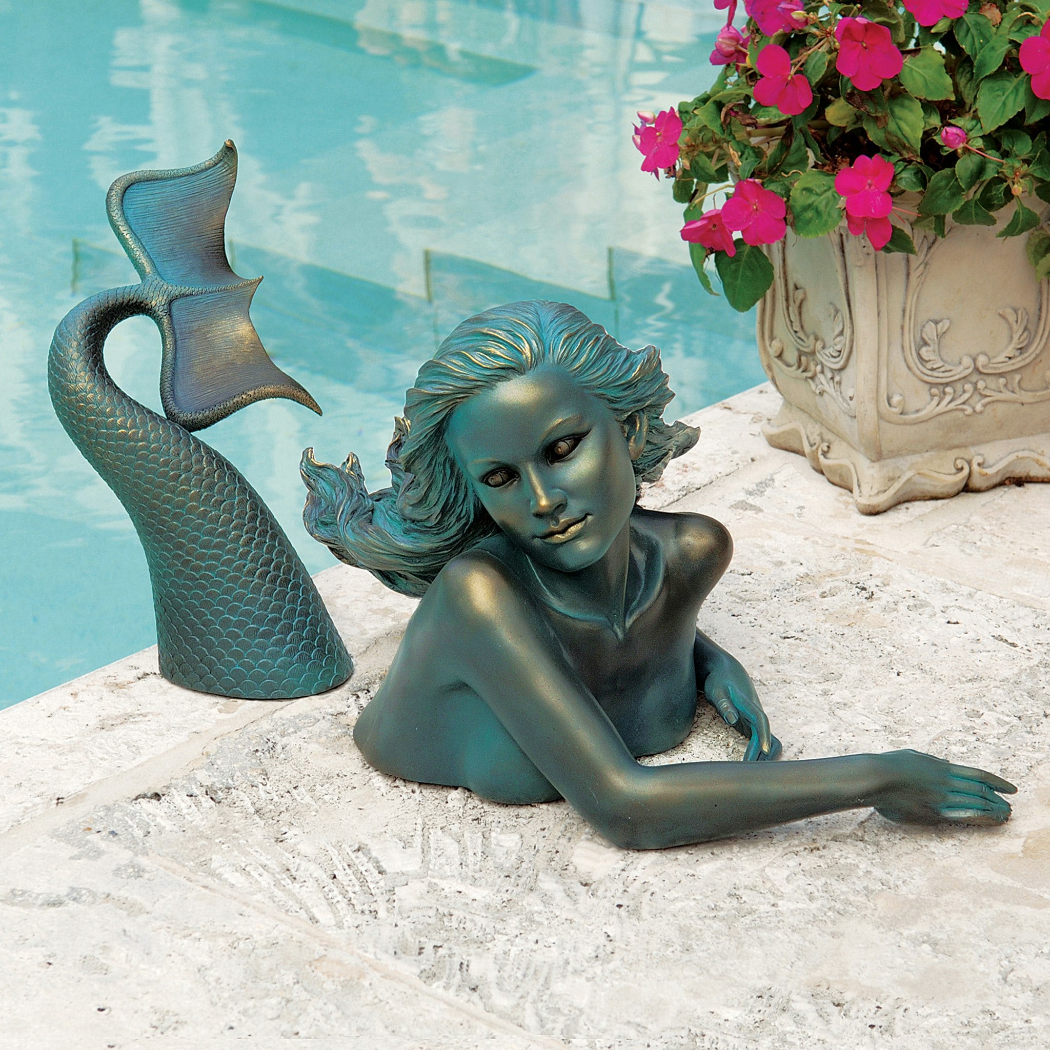 Design Toscano DB383047 Garden-Statue - View #2