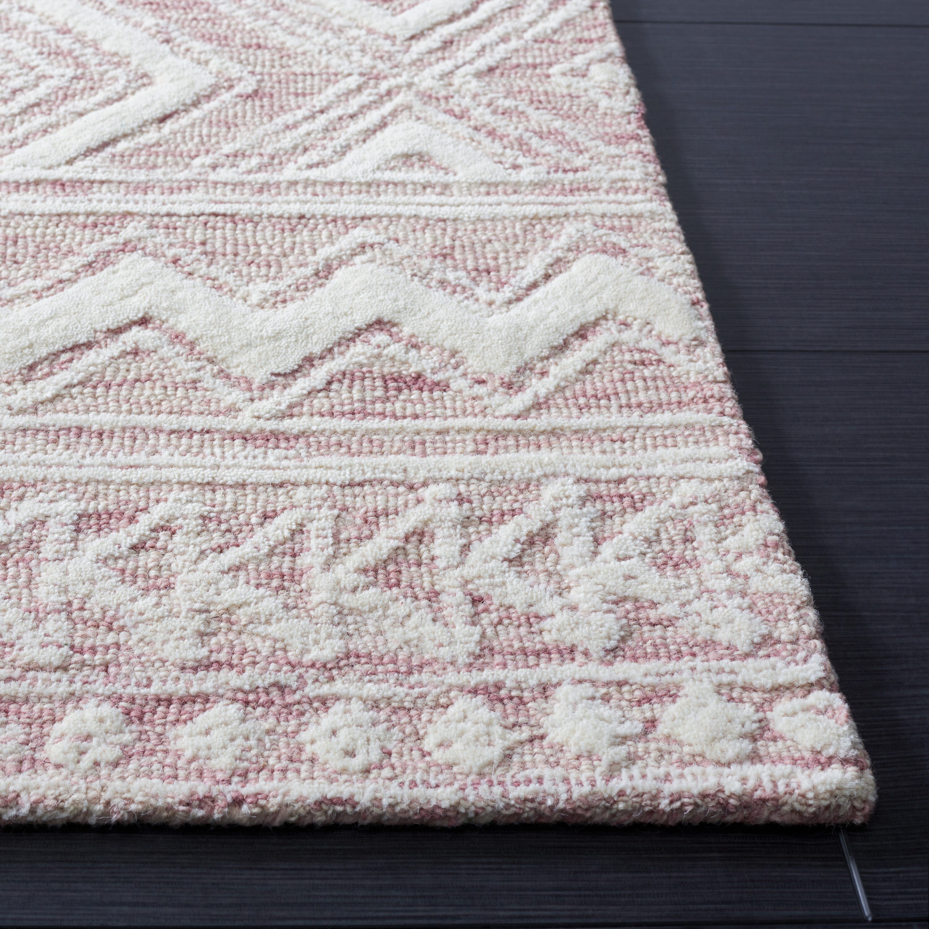 Safavieh MET906U-5 rugs - View #3