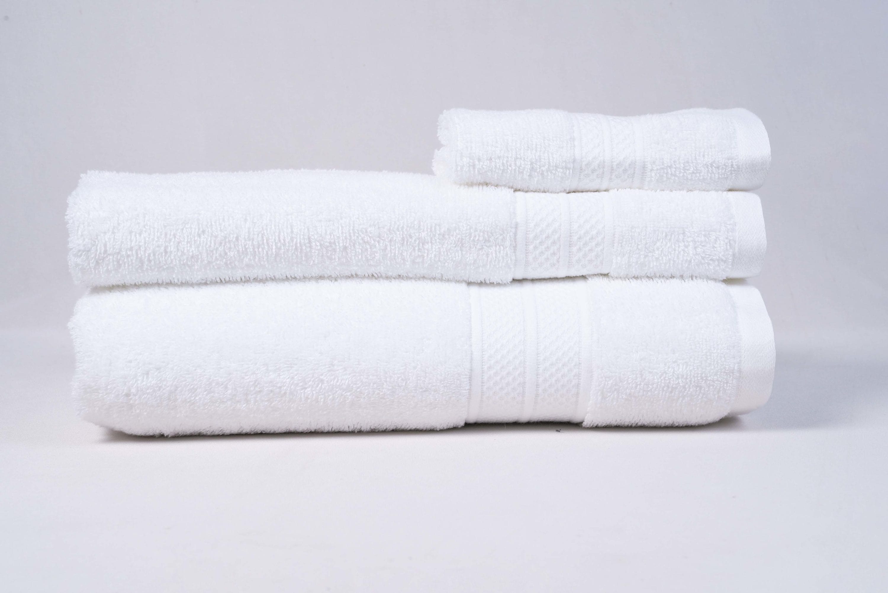 Home/Hotel Supplies 3-piece Set of Cotton Material DPE325. Bath