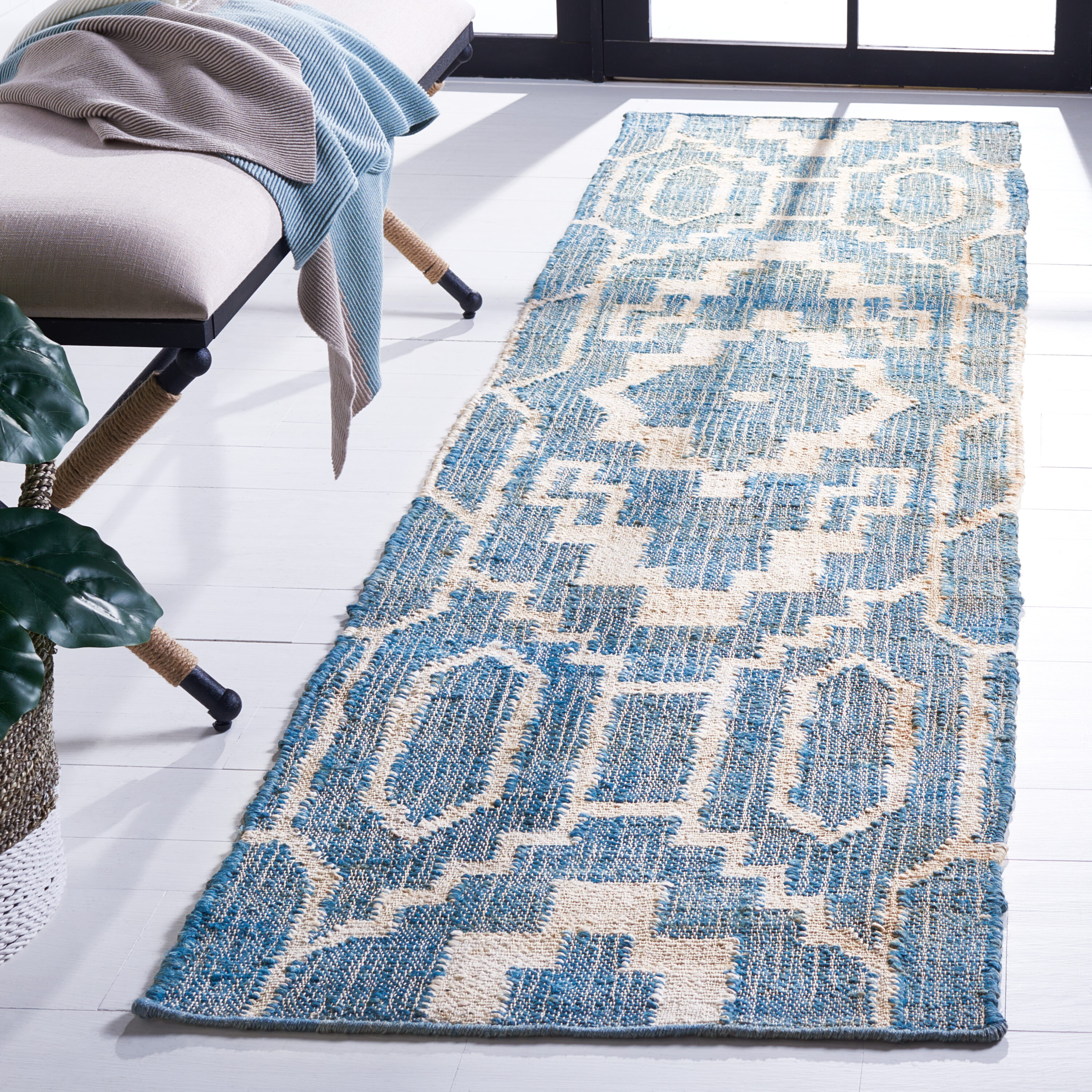  Natural Fiber Blue/Ivory Bohemian 2ft-3in x 9ft Runner Rug