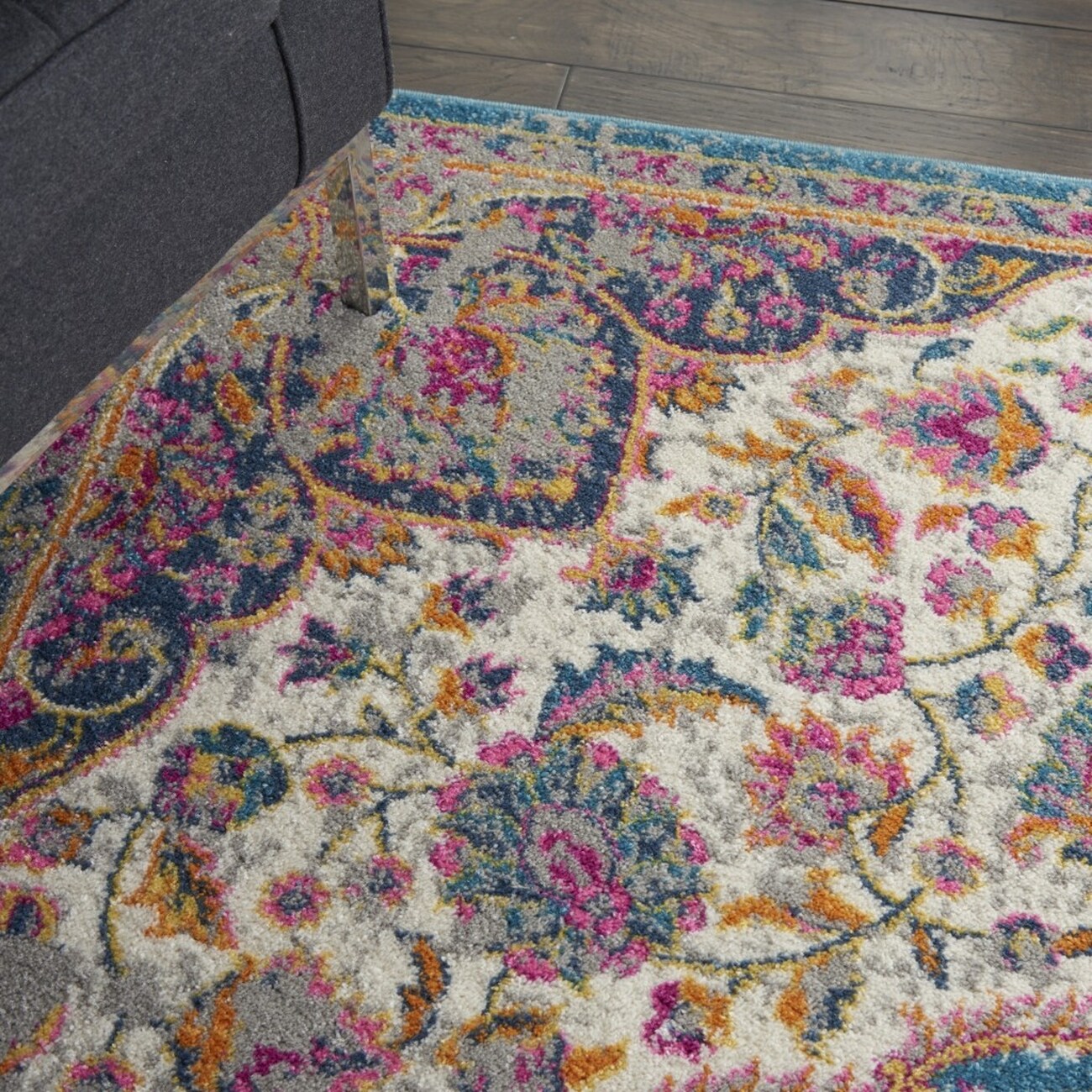 HomeRoots 4000385531 rugs - View #3