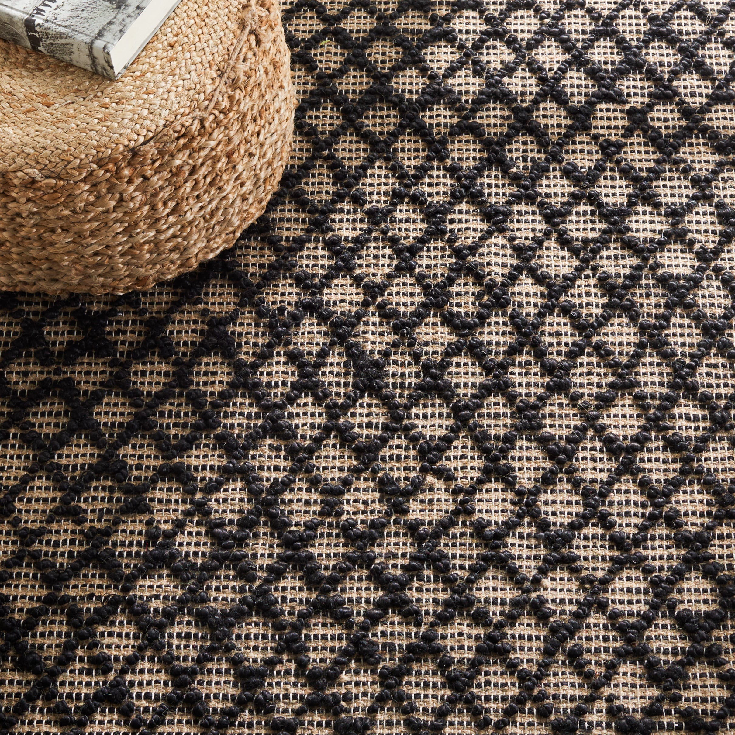 Safavieh NF222Z-4 rugs - View #5