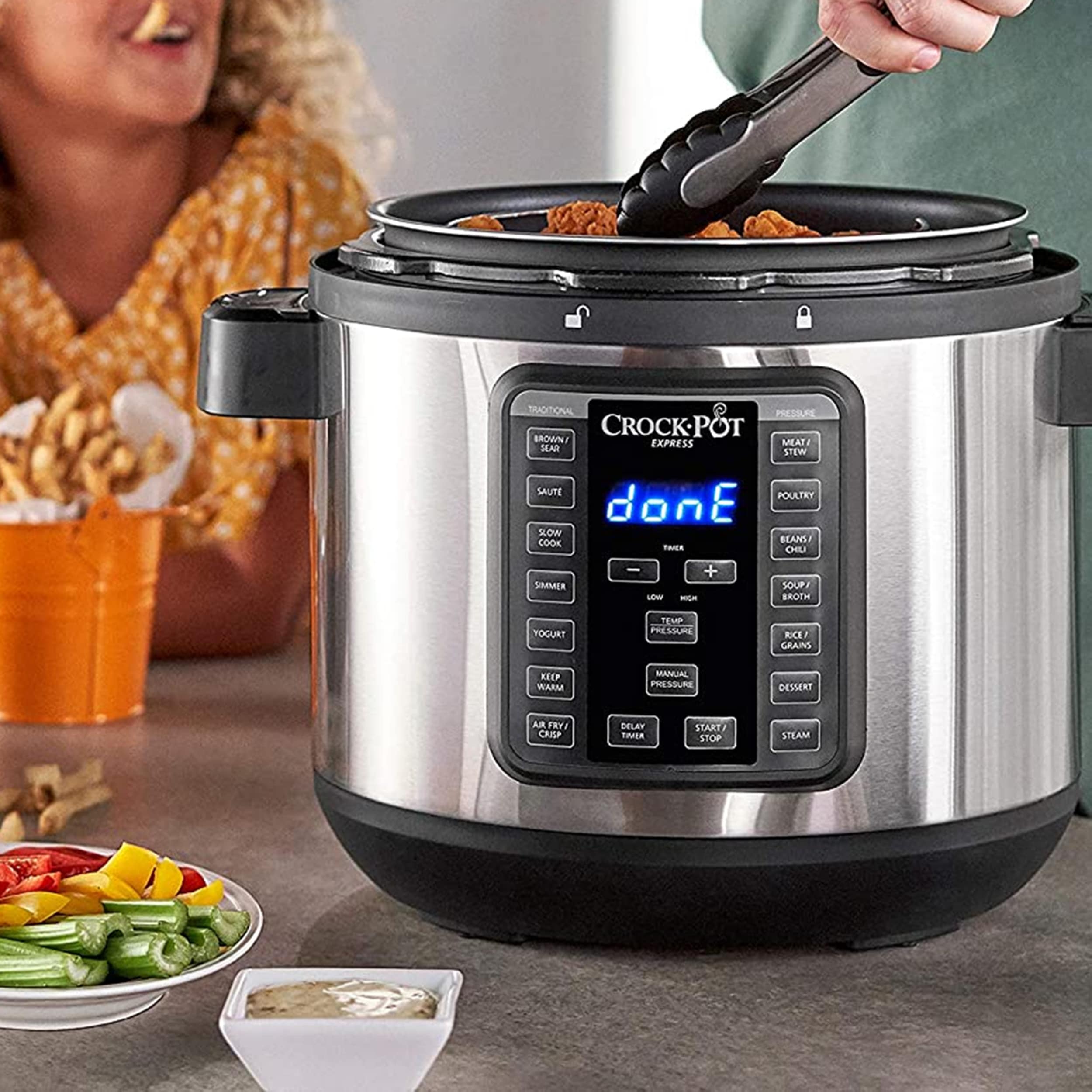  Crock-Pot Small 3.5 Quart Programmable Casserole Slow Cooker  with Timer, Food Warmer, Stainless Steel (SCCPCCP350-SS)