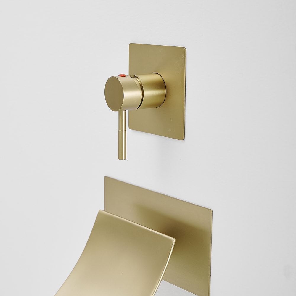 BWE Brushed Gold 1-handle Wall-mount Waterfall Bathtub Faucet (Valve ...